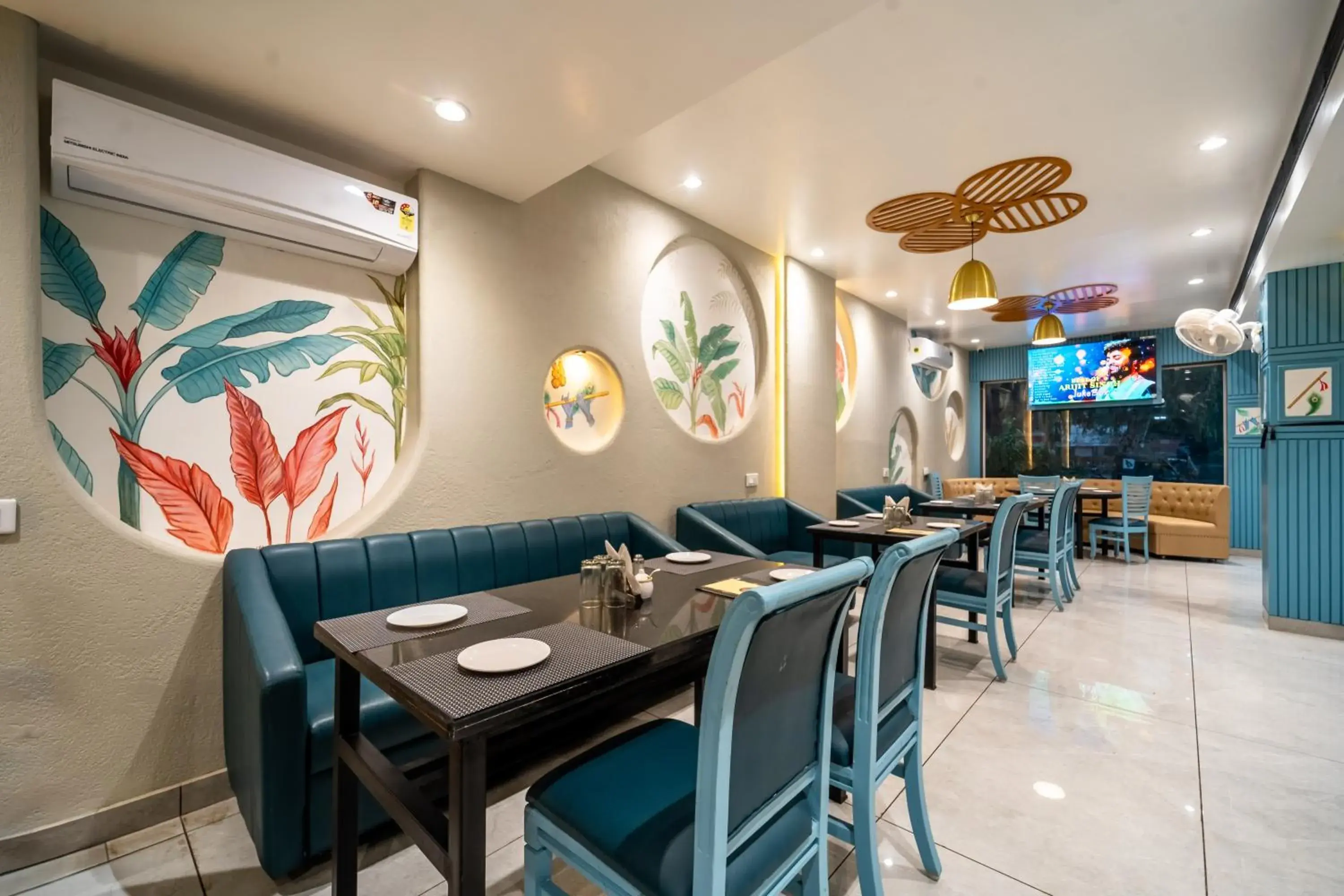 Restaurant/places to eat in Treebo Kamal Regency Restaurant/places to eat in Treebo Kamal Regency