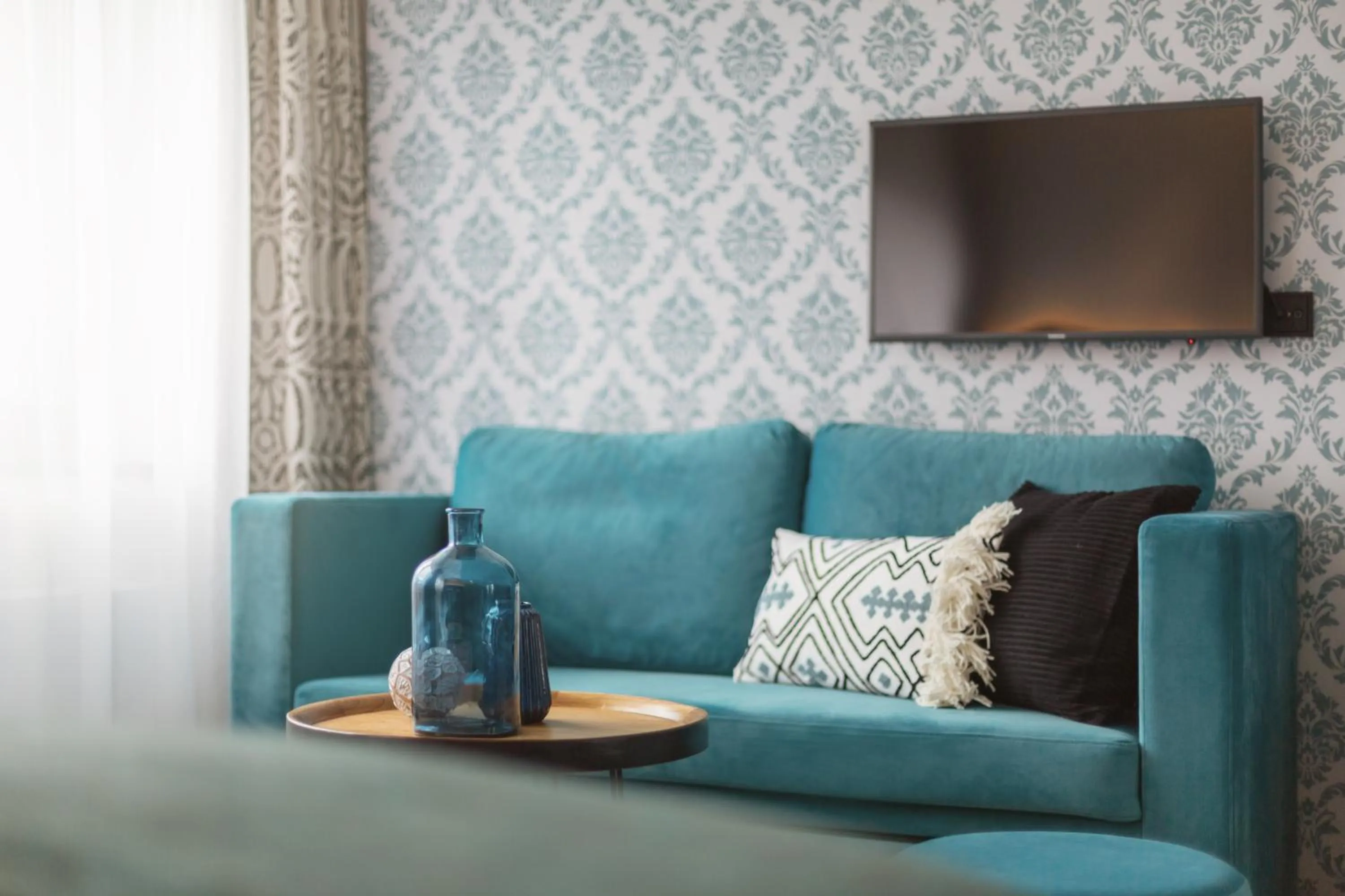 Photo of the whole room in Garner Hotel Hamburg Nord by IHG