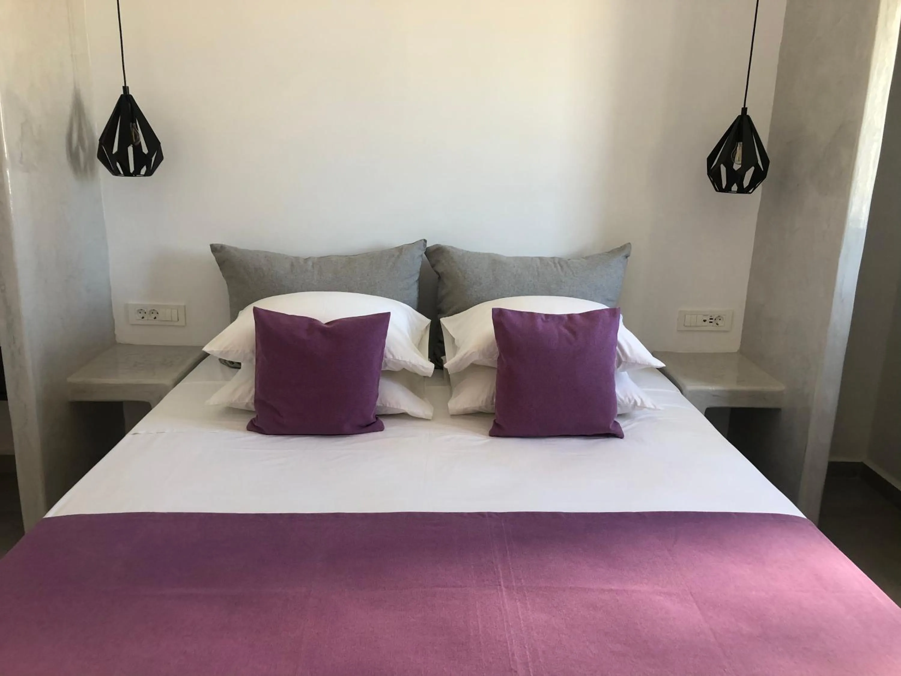 Bed in Dragonfly Villas