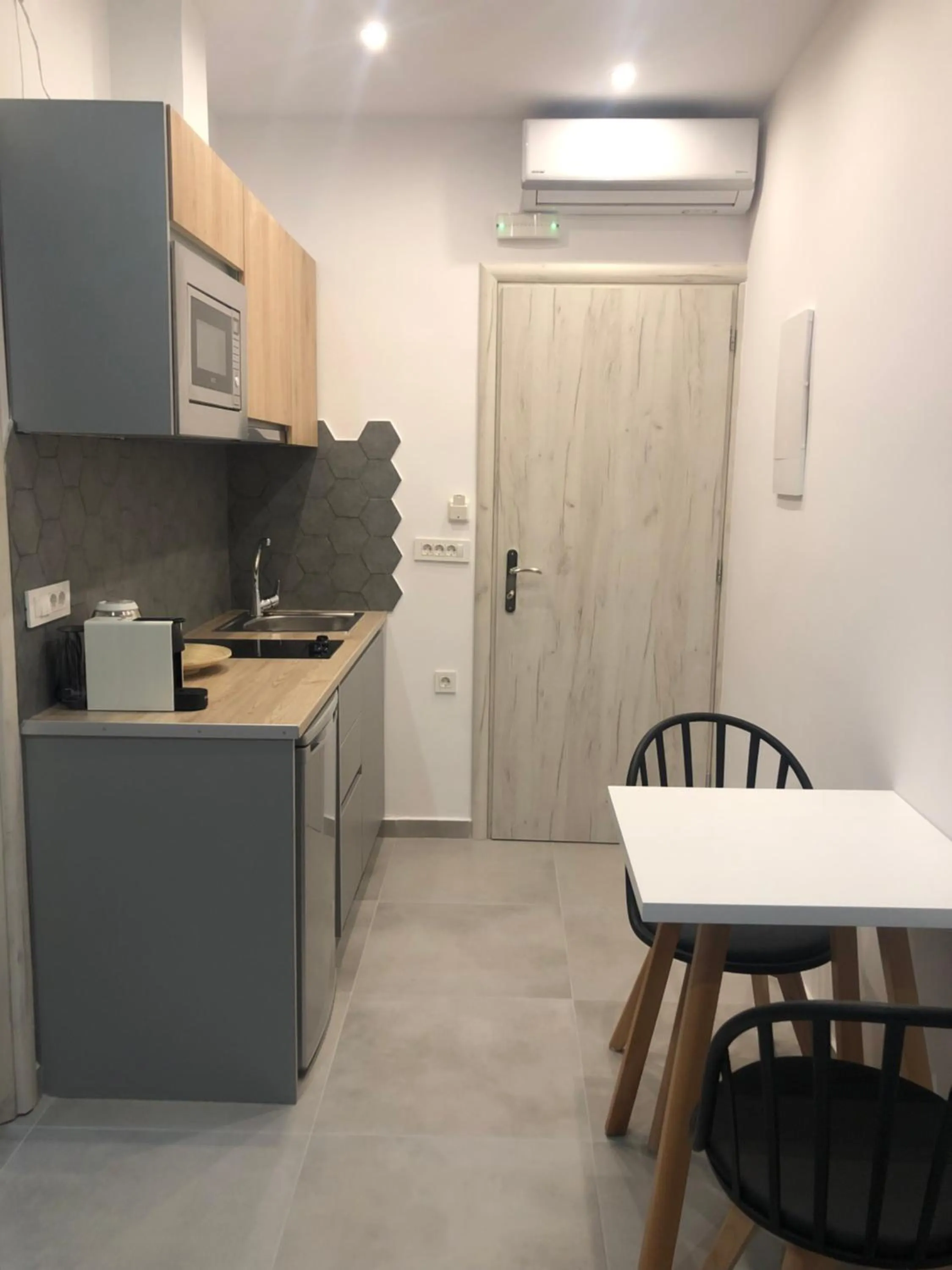 Dining area in Dragonfly Villas