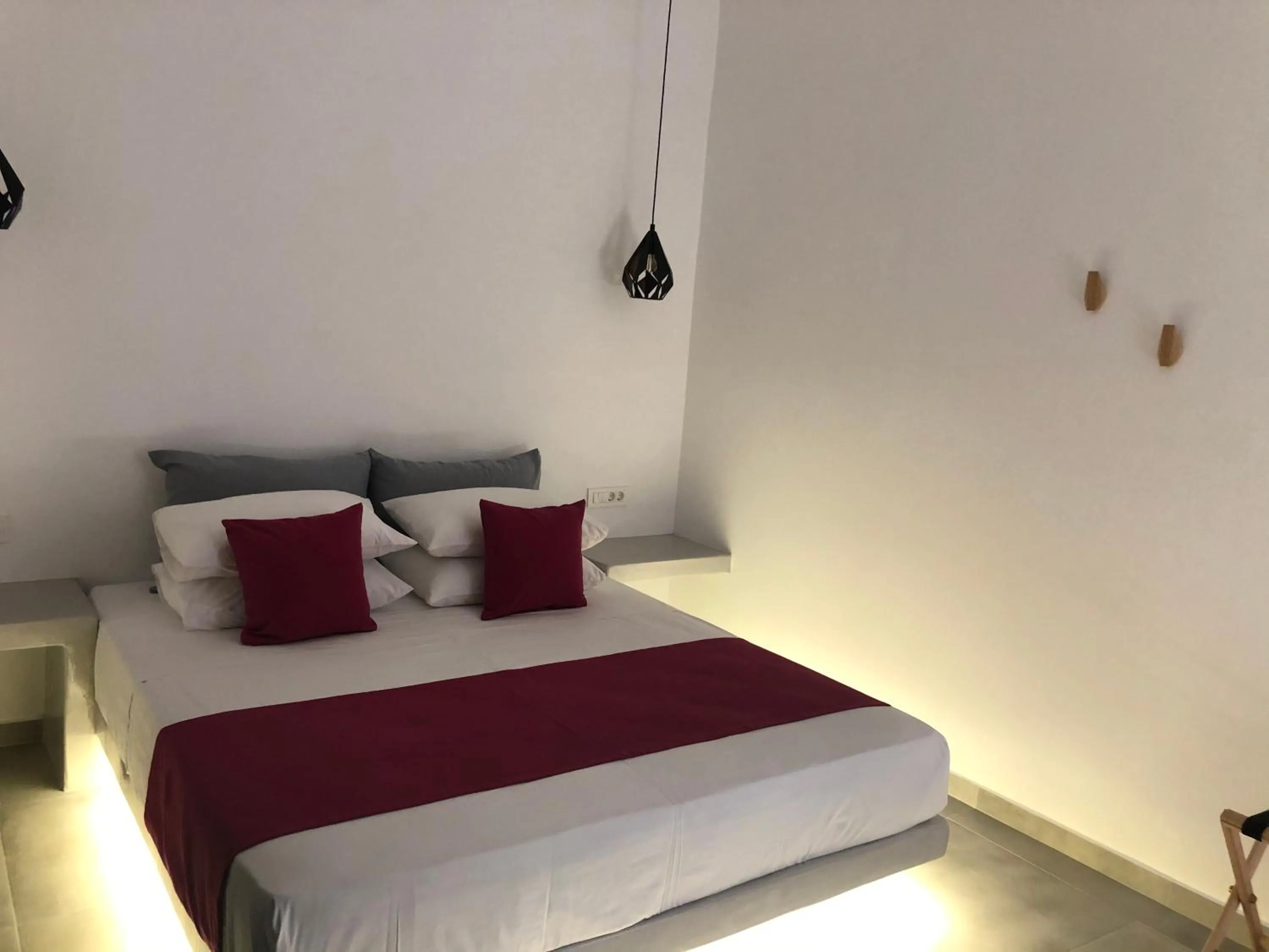 Bed in Dragonfly Villas