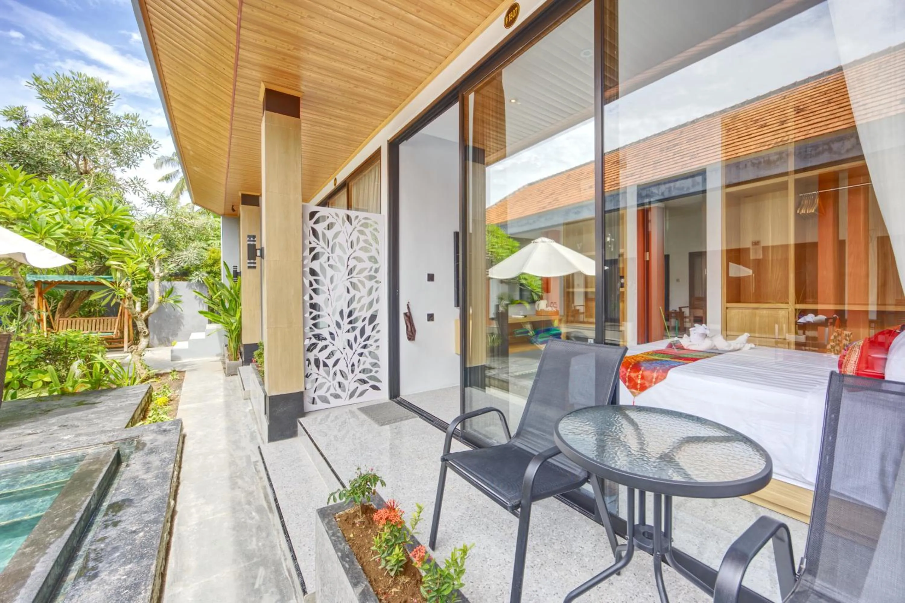 Balcony/Terrace in JnJ Guest House