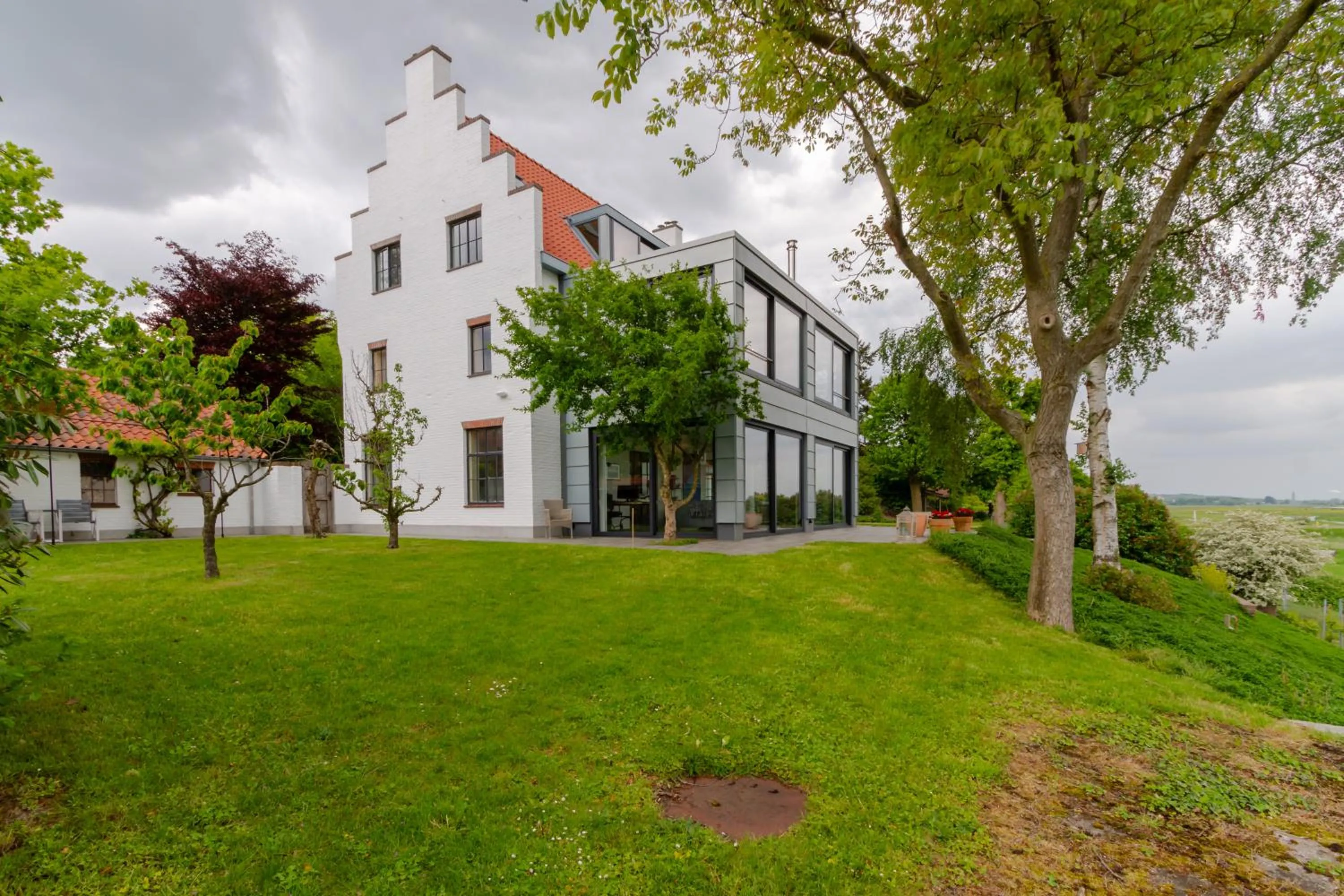 Property building in B&B Weids