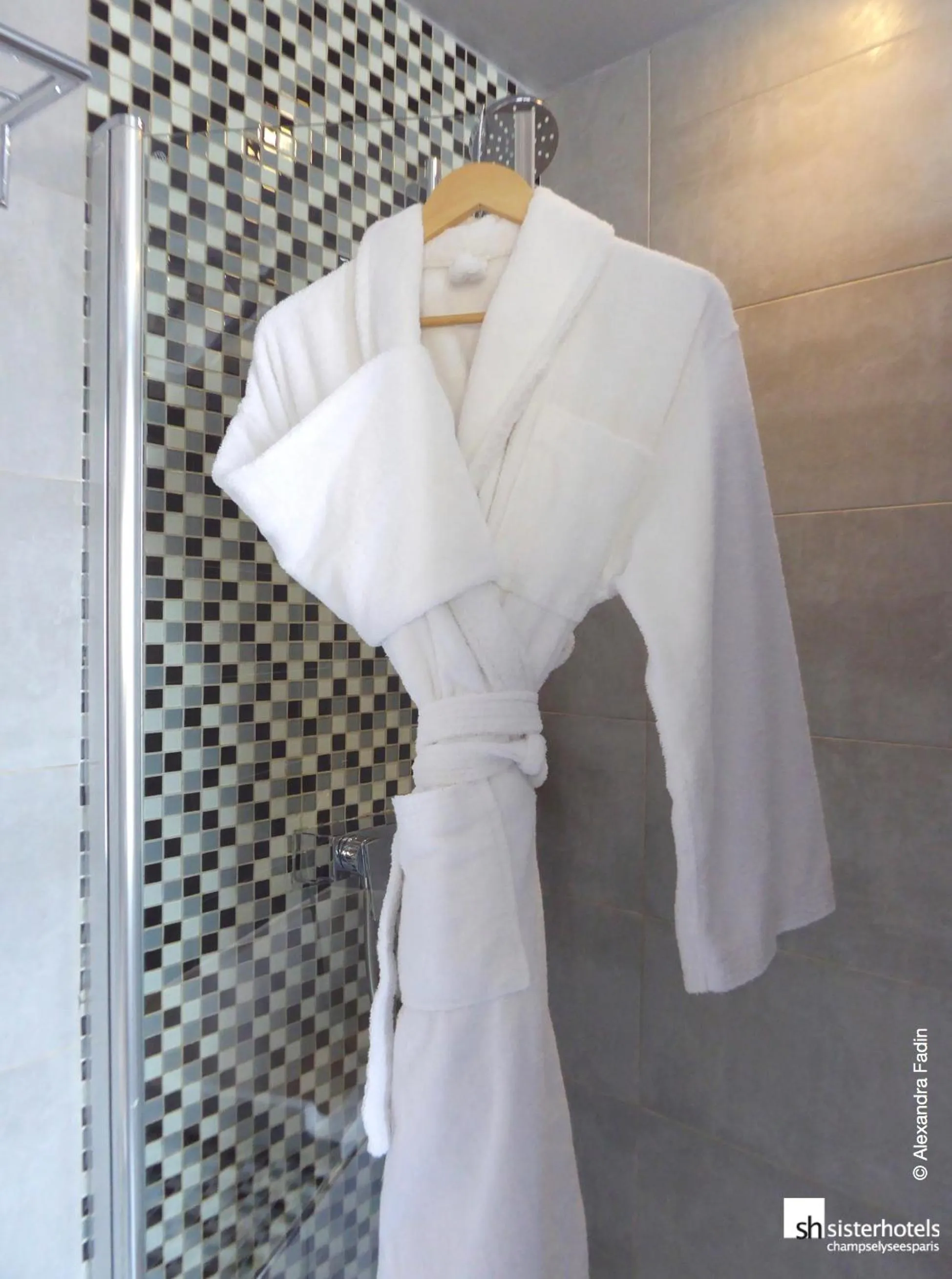 Bathroom in Hôtel Bassano