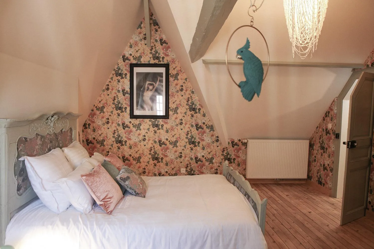 Bed in Le manoir des chevaux dorés