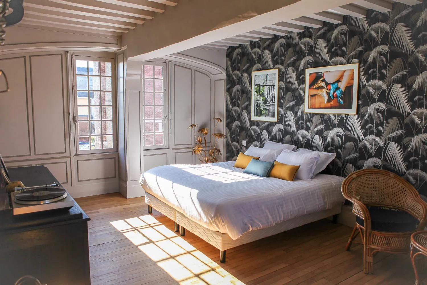 Bed in Le manoir des chevaux dorés