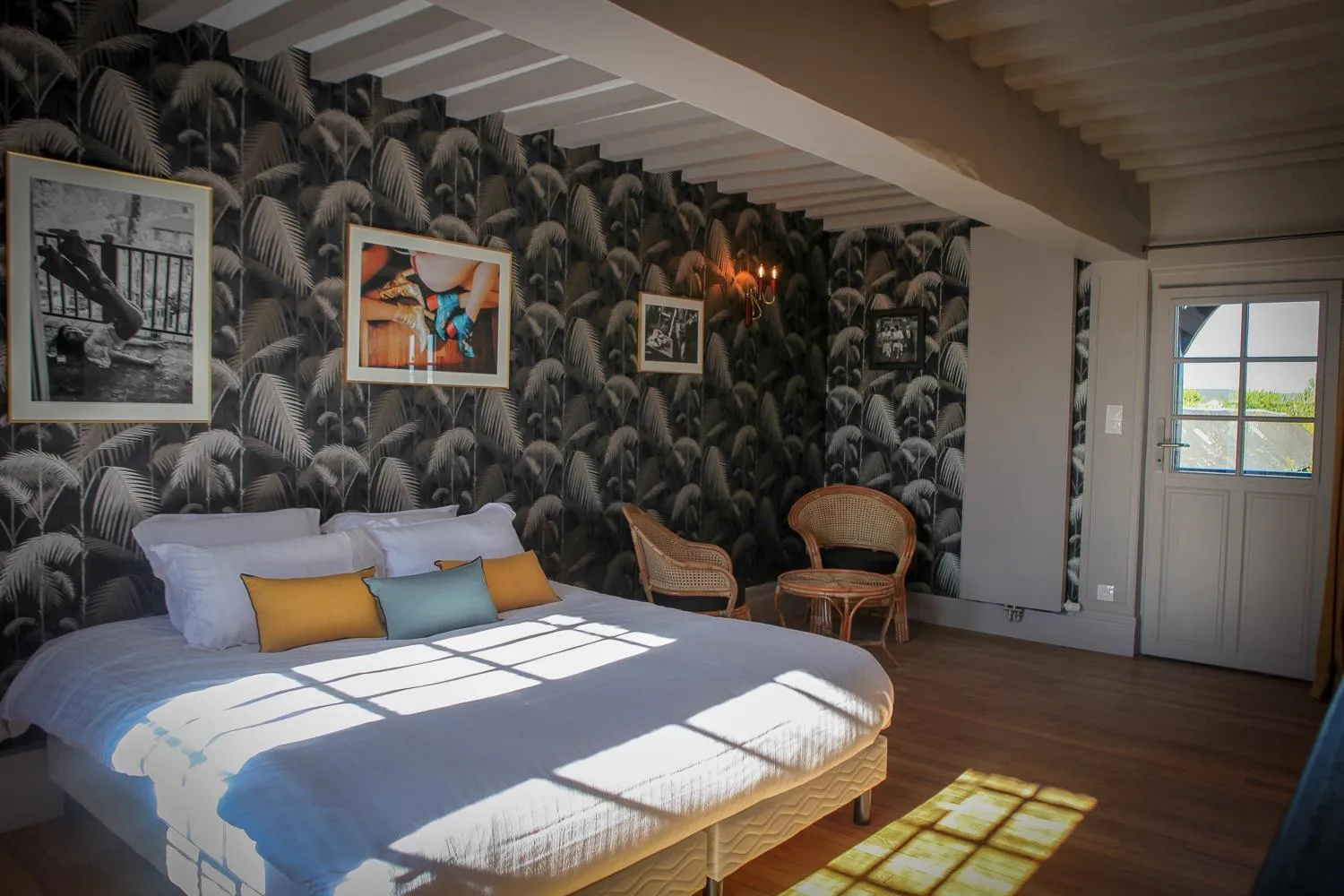 Bed in Le manoir des chevaux dorés