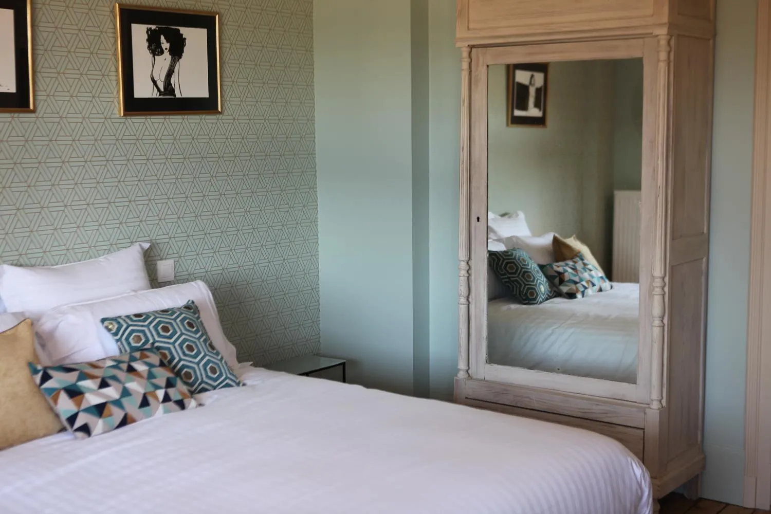 Bed in Le manoir des chevaux dorés