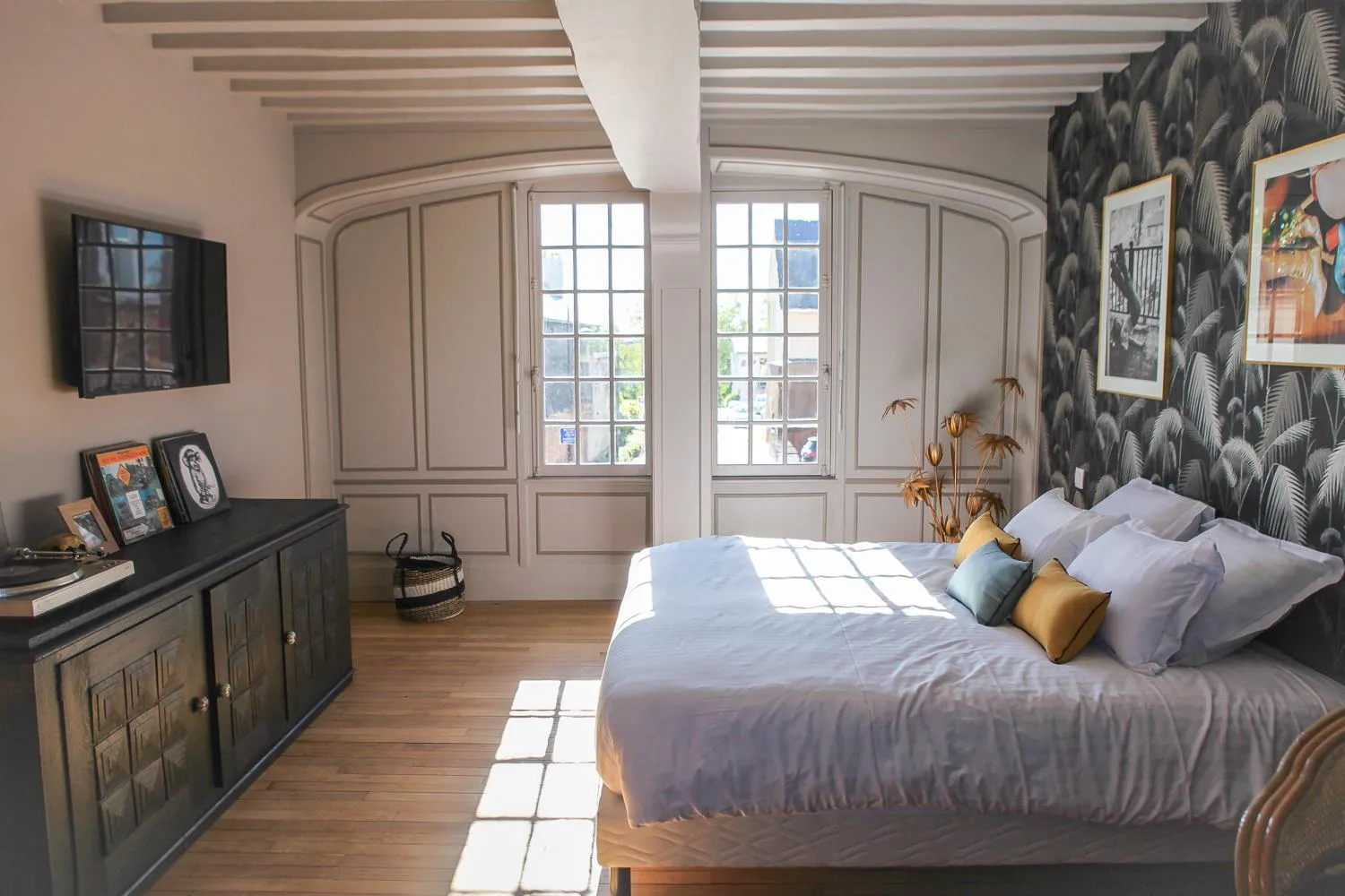 Bed in Le manoir des chevaux dorés