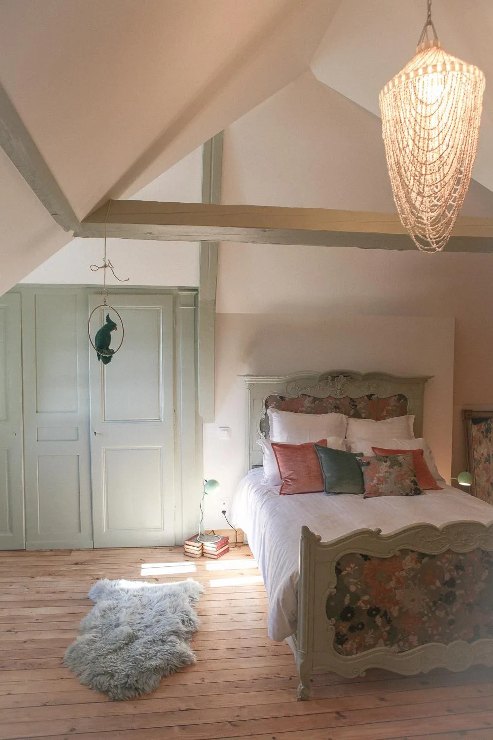 Bed in Le manoir des chevaux dorés