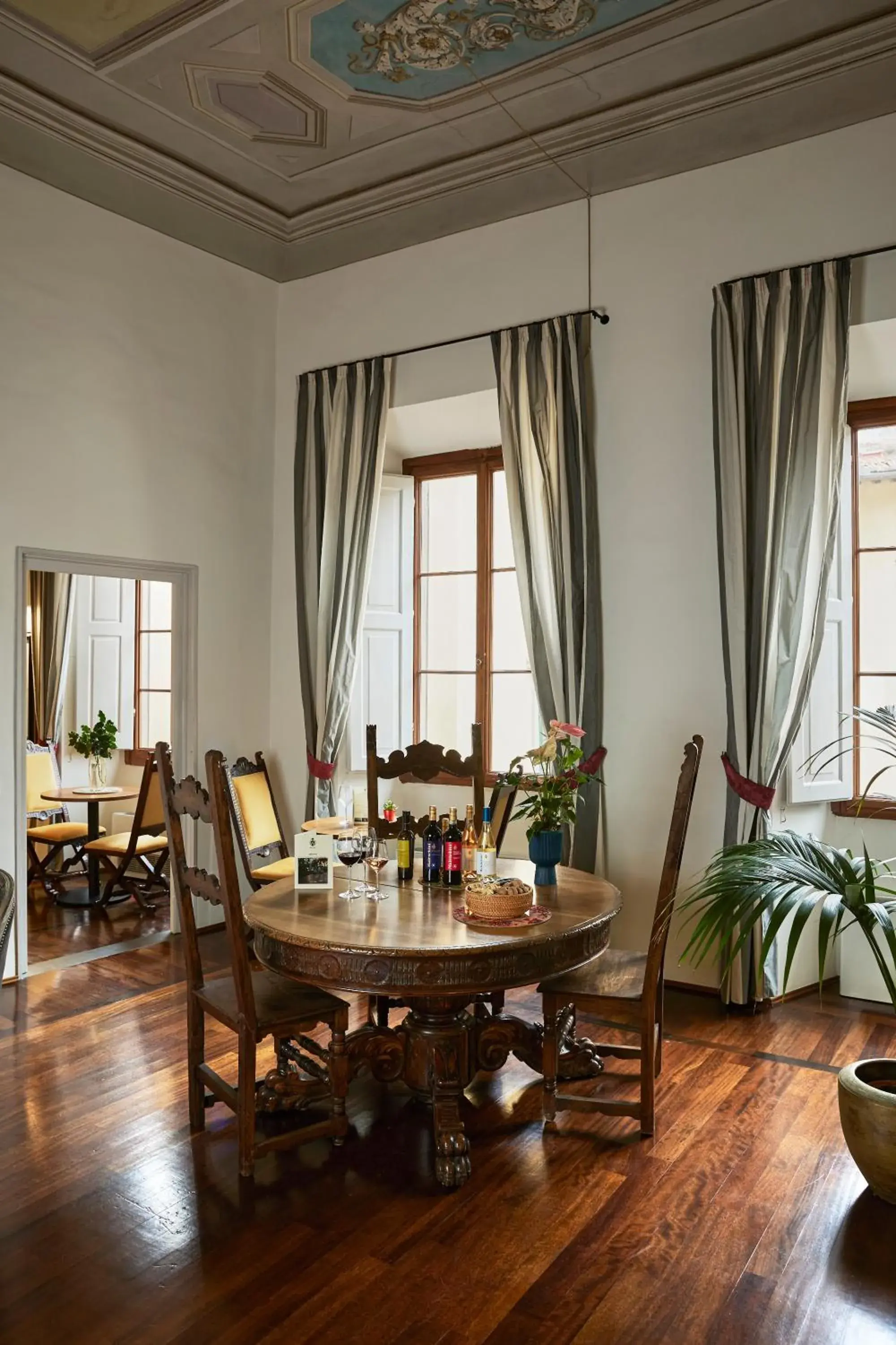 Lounge or bar in Peruzzi Urban Residences Lounge or bar in Peruzzi Urban Residences