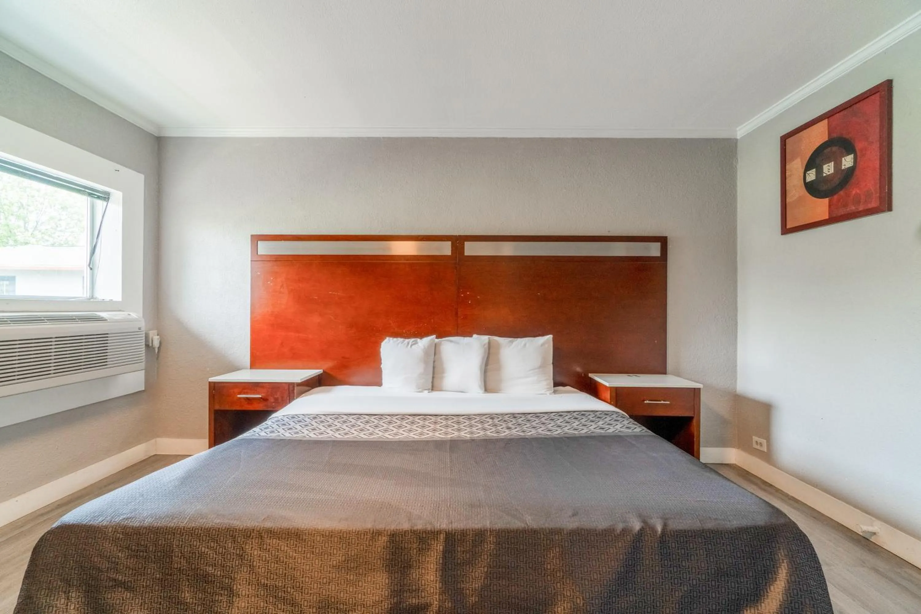 Bedroom, Bed in Alamo Oasis Inn and Suites By OYO San Antonio