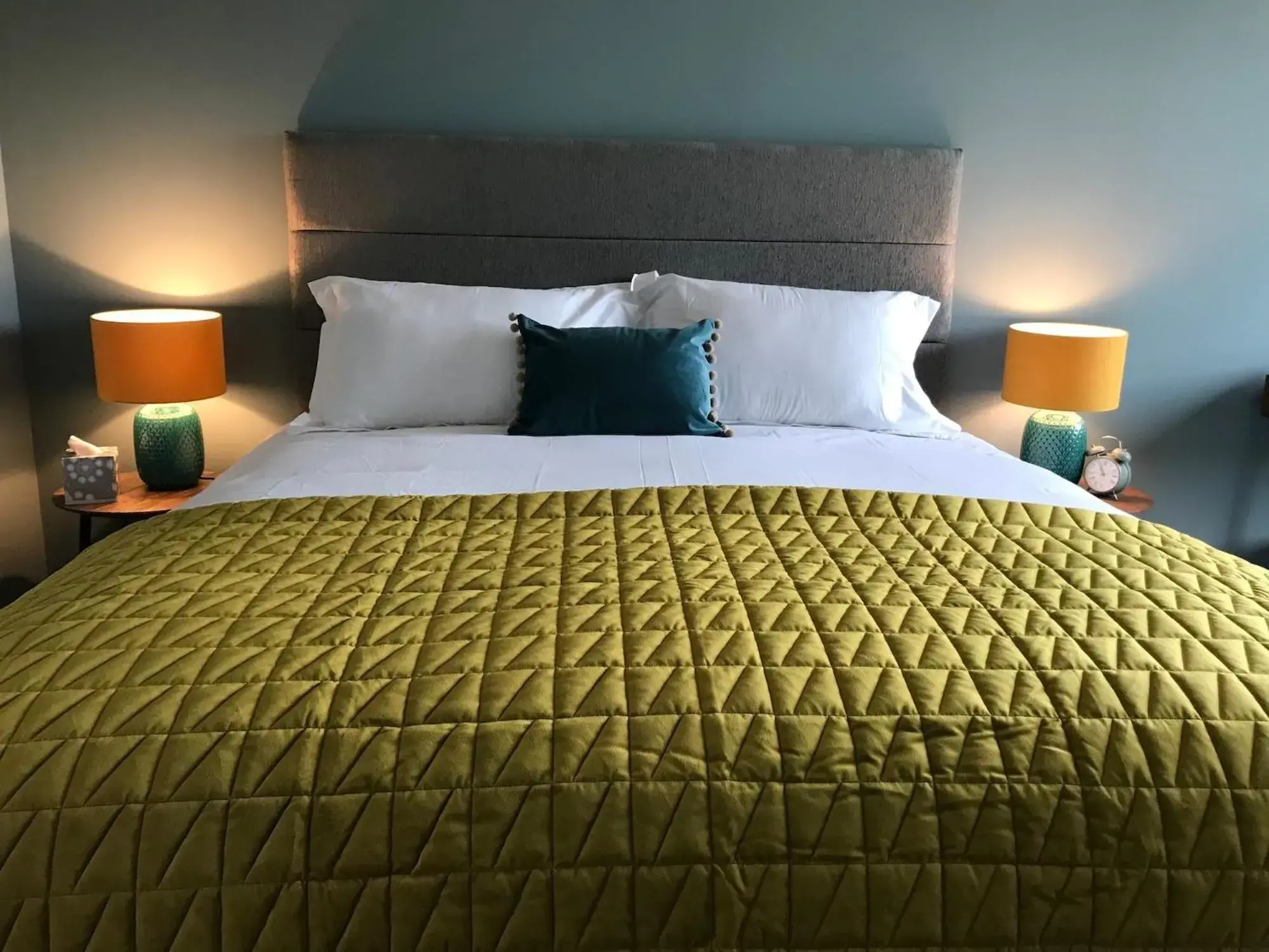 Stones Luxury B&B with hot tub and self-contained rooms Stones Luxury B&B with hot tub and self-contained rooms