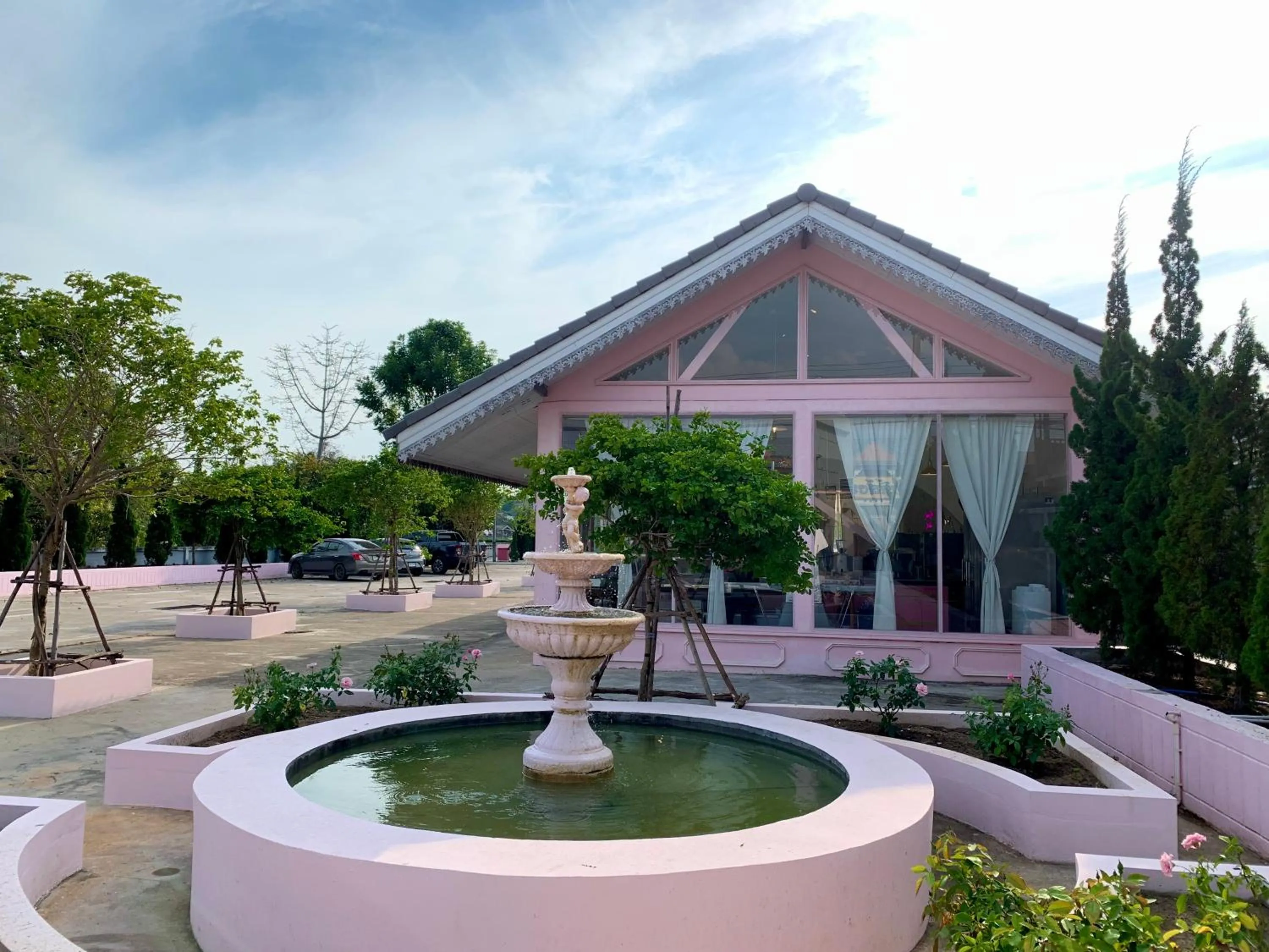 Restaurant/places to eat in Funwan Hotel