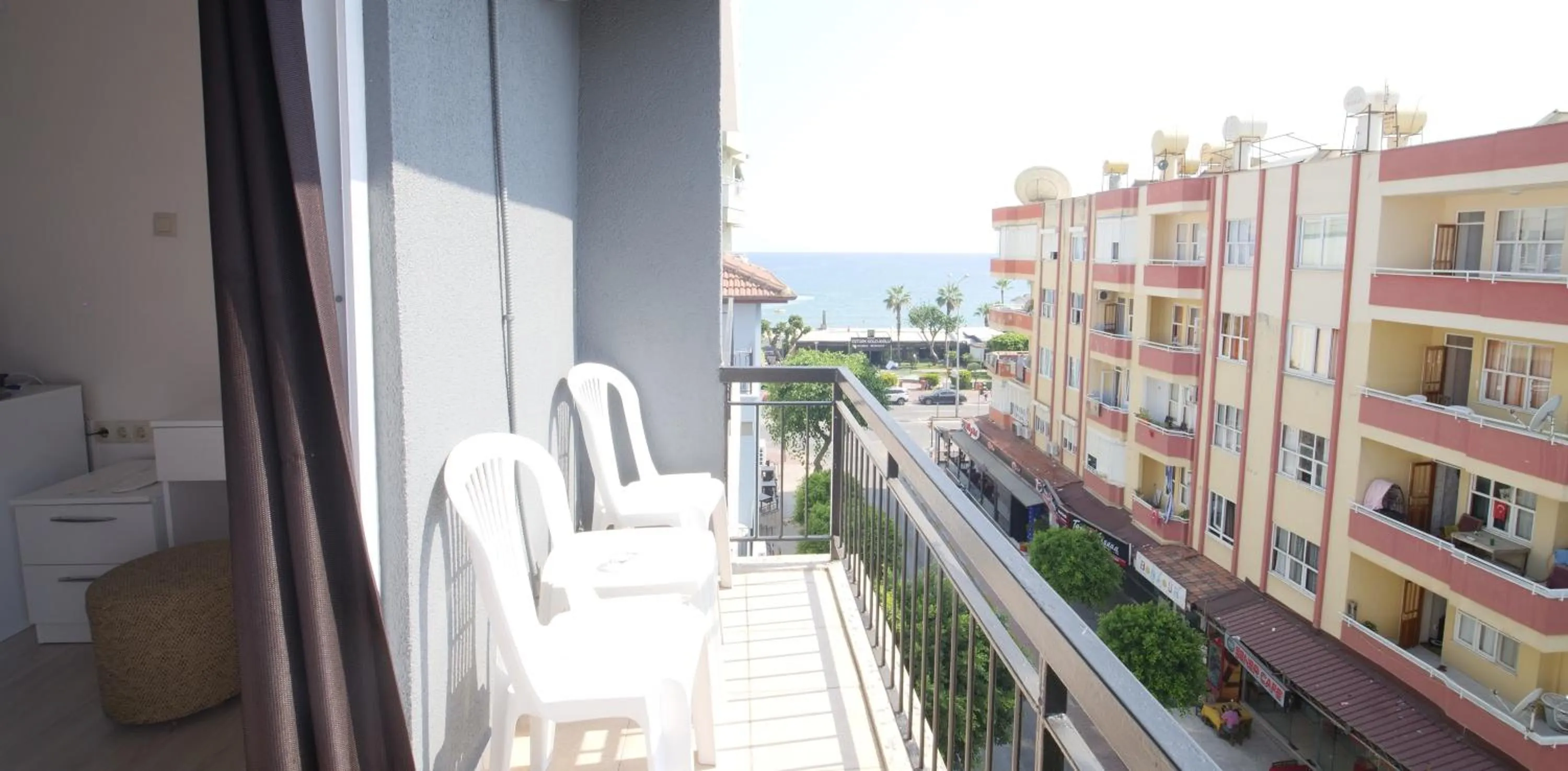 Balcony/Terrace in MOONBOW BEACH HOTEL