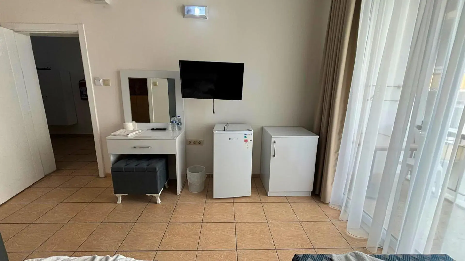 Standard Double or Twin Room in MOONBOW BEACH HOTEL Standard Double or Twin Room in MOONBOW BEACH HOTEL