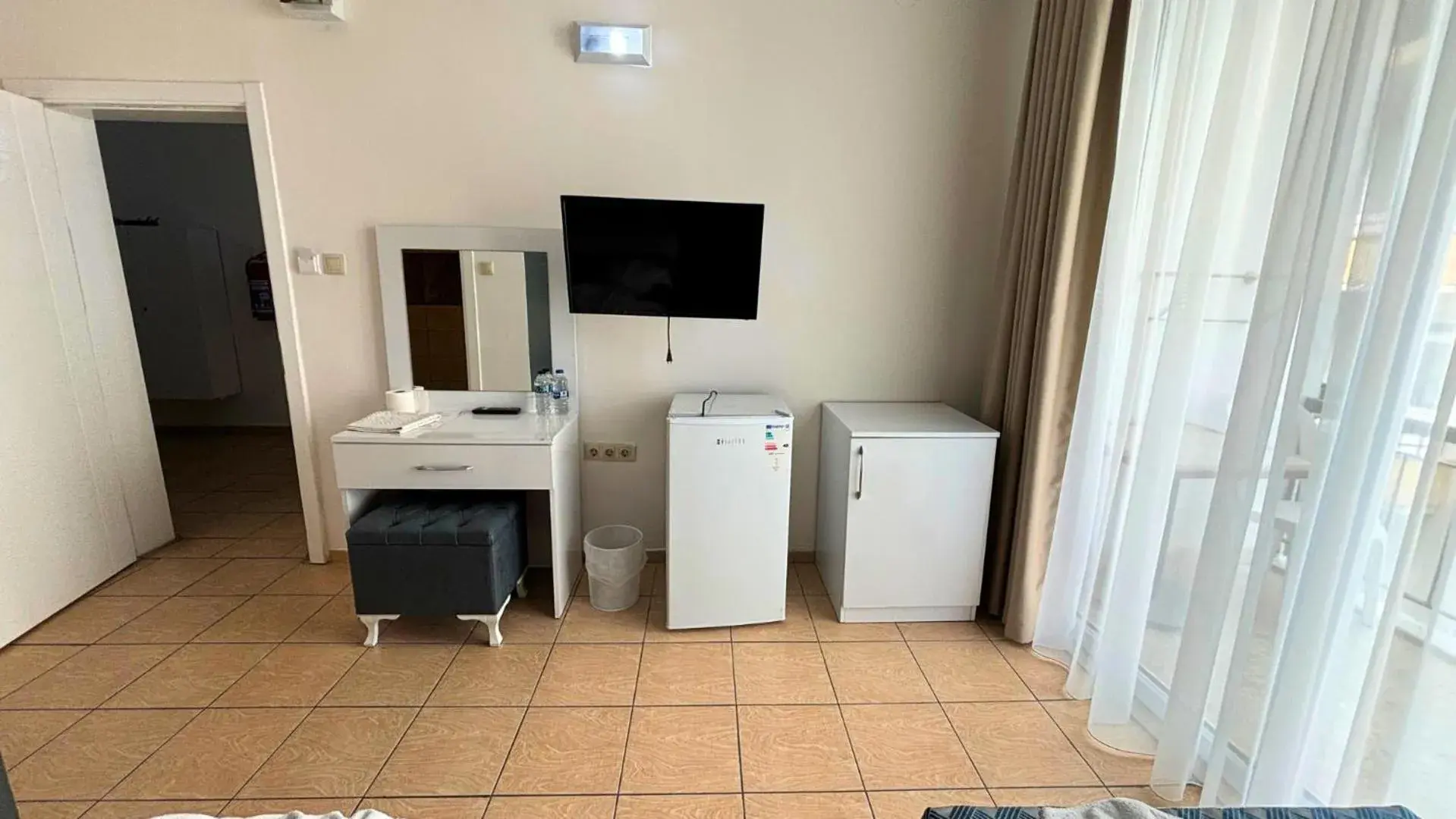 Standard Double or Twin Room in MOONBOW BEACH HOTEL Standard Double or Twin Room in MOONBOW BEACH HOTEL