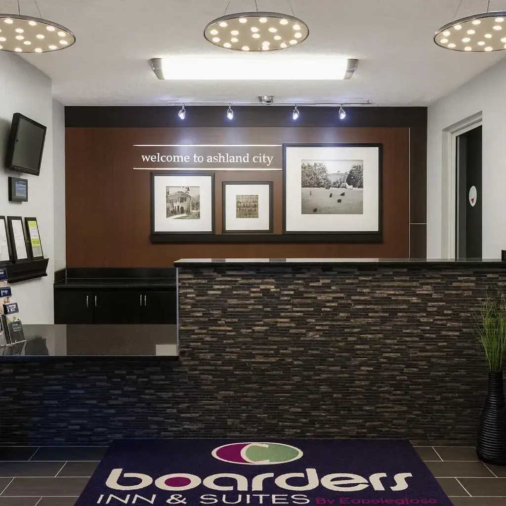 Lobby or reception in Boarders Inn & Suites by Cobblestone Hotels - Ashland City Lobby or reception in Boarders Inn & Suites by Cobblestone Hotels - Ashland City