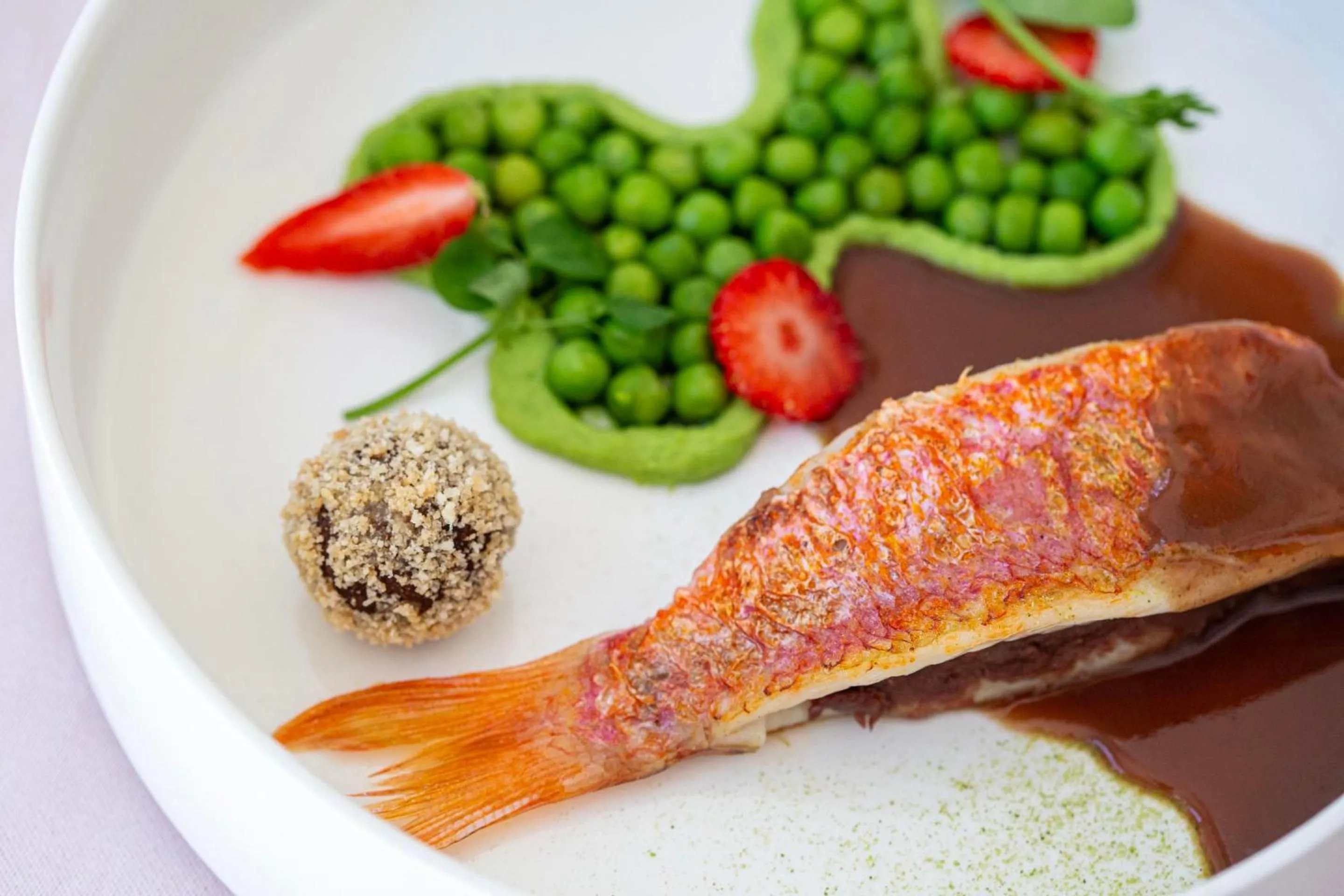 Restaurant/places to eat in Grand Hôtel Du Lido