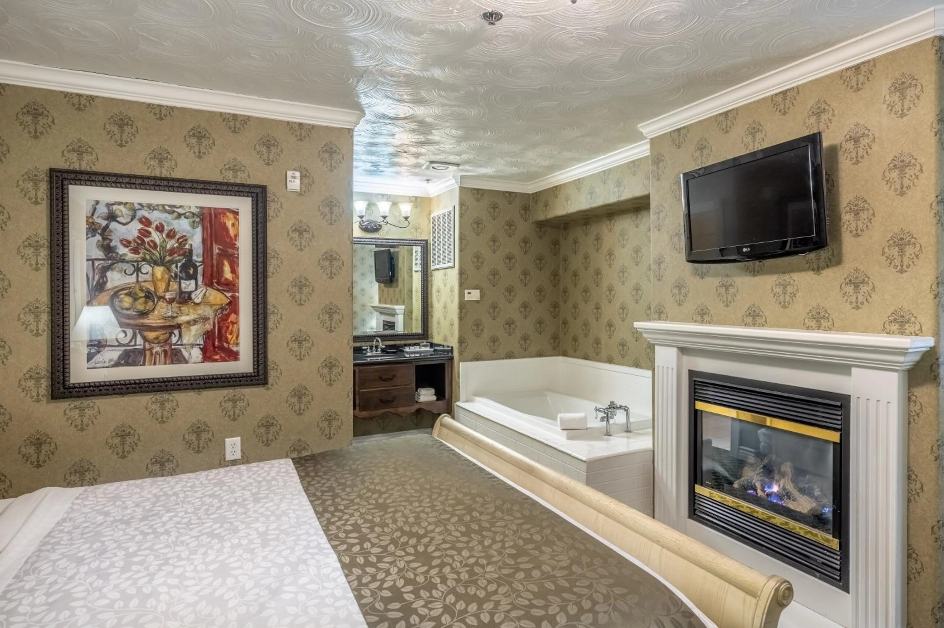 Bed in Canyons Boutique Hotel - A Canyons Collection Property