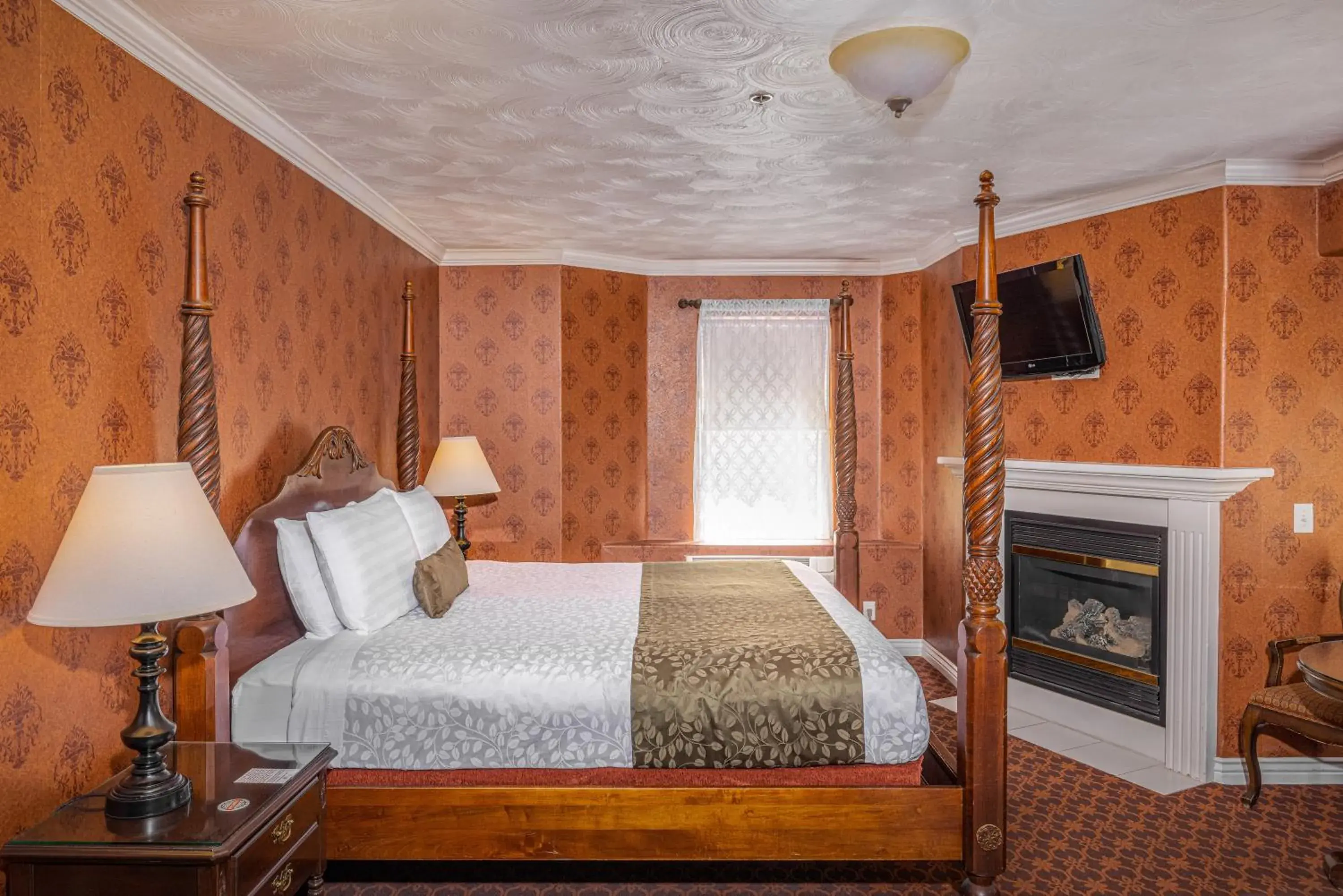 Superior King Room with Spa Bath - No pets in Canyons Boutique Hotel - A Canyons Collection Property Superior King Room with Spa Bath - No pets in Canyons Boutique Hotel - A Canyons Collection Property