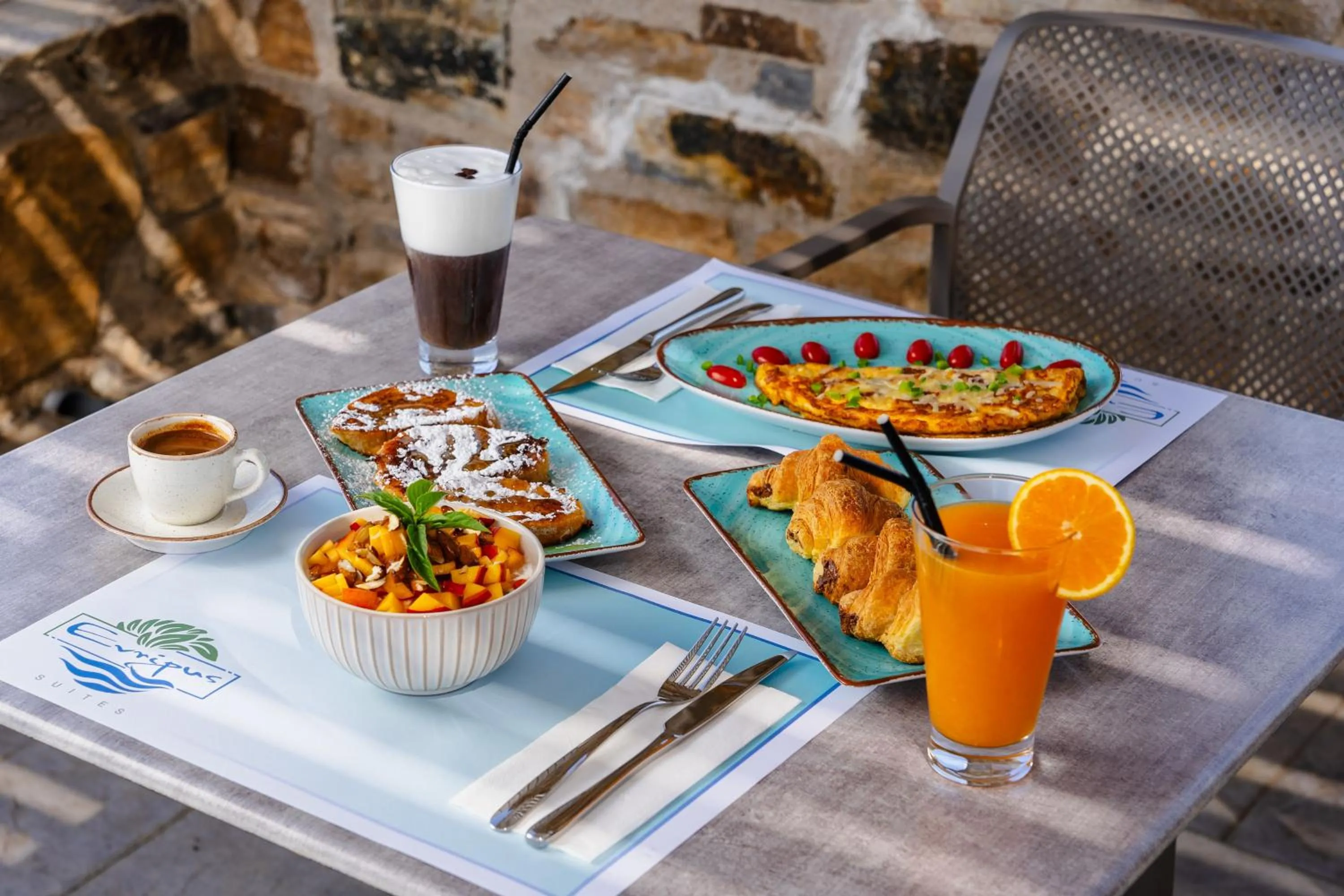 Patio in Evripus Suites