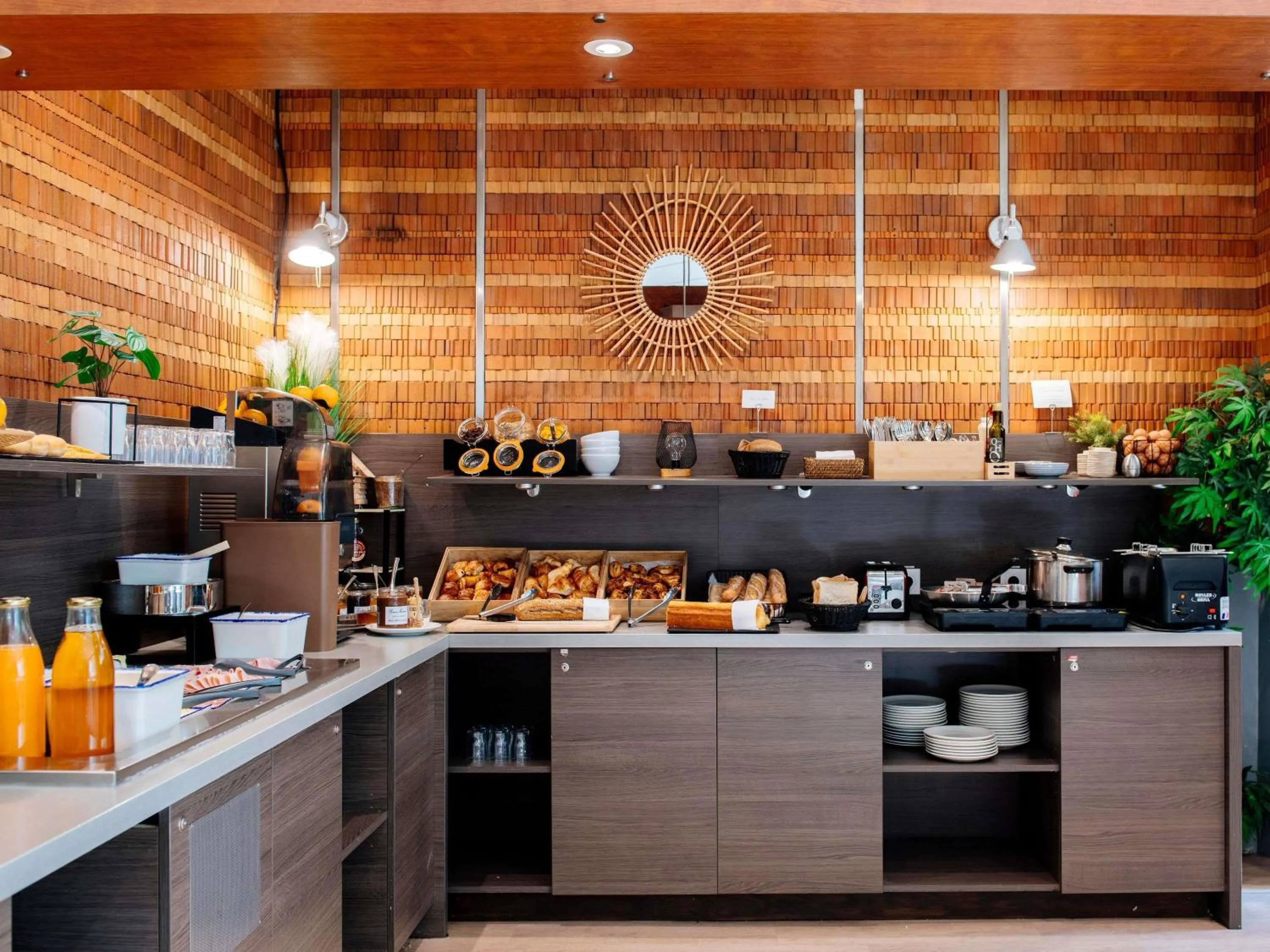 Breakfast in Aparthotel Adagio Paris XV