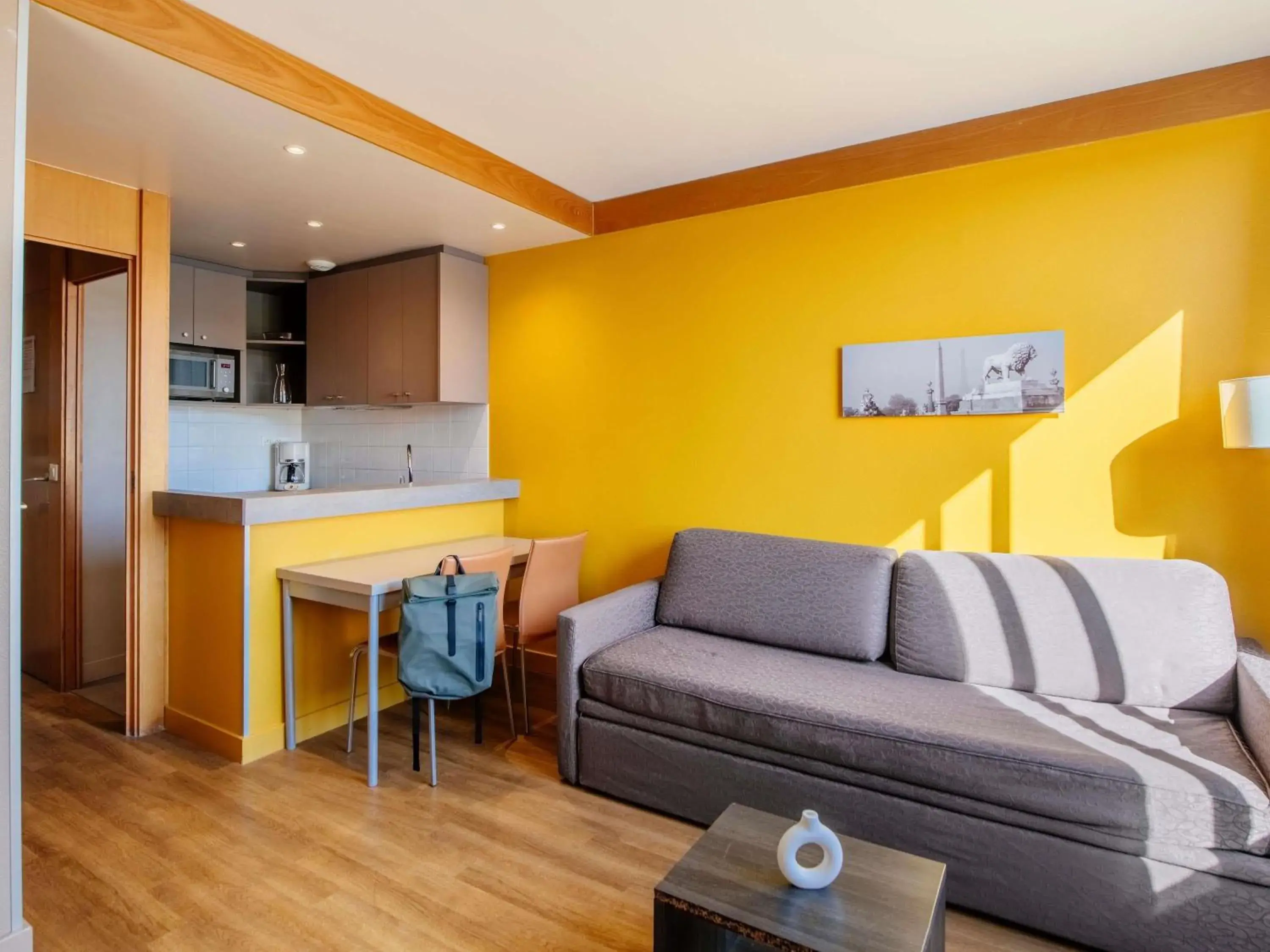 Bedroom in Aparthotel Adagio Paris XV Bedroom in Aparthotel Adagio Paris XV