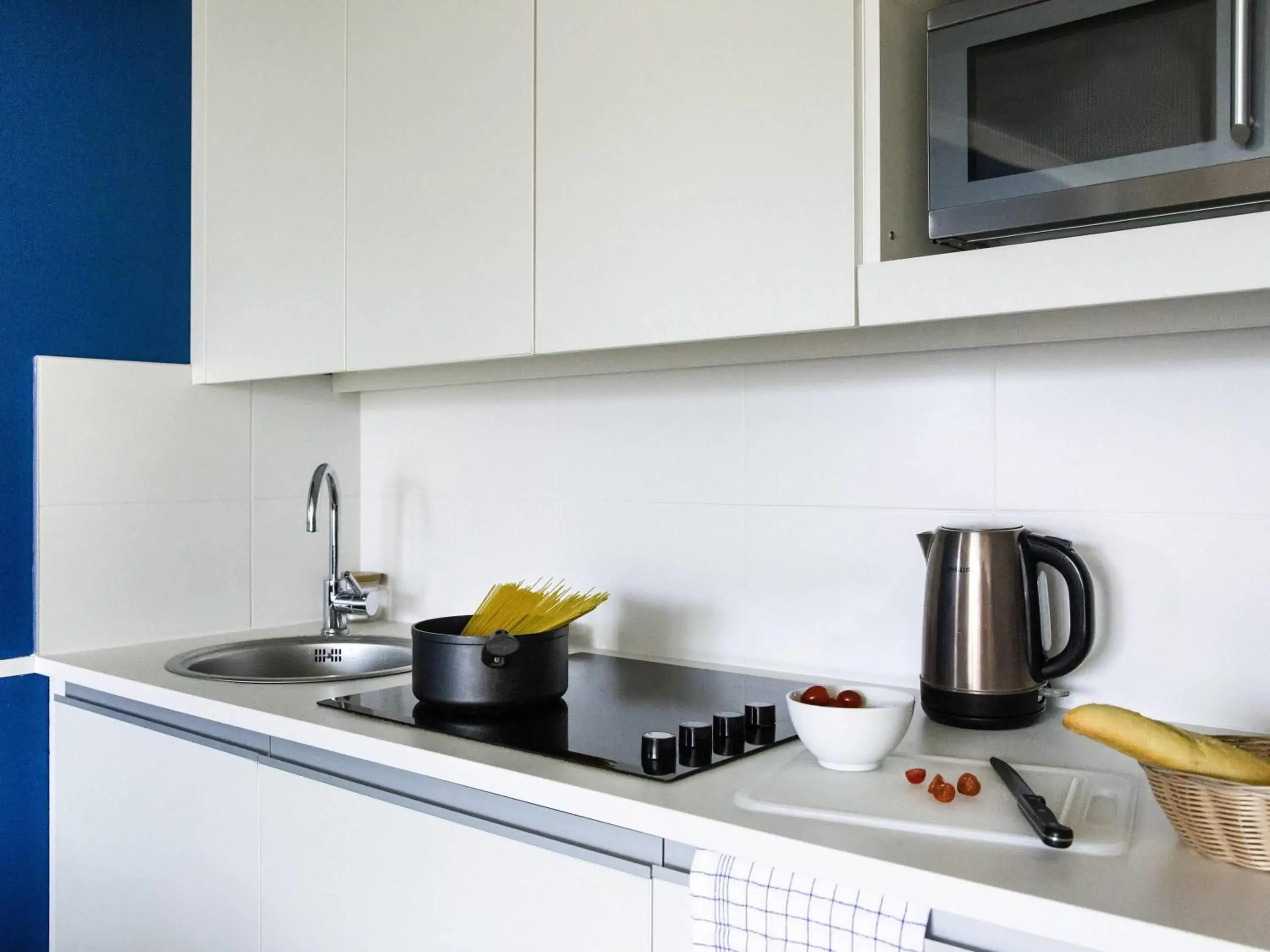 Bedroom in Aparthotel Adagio Porte de Versailles Bedroom in Aparthotel Adagio Porte de Versailles