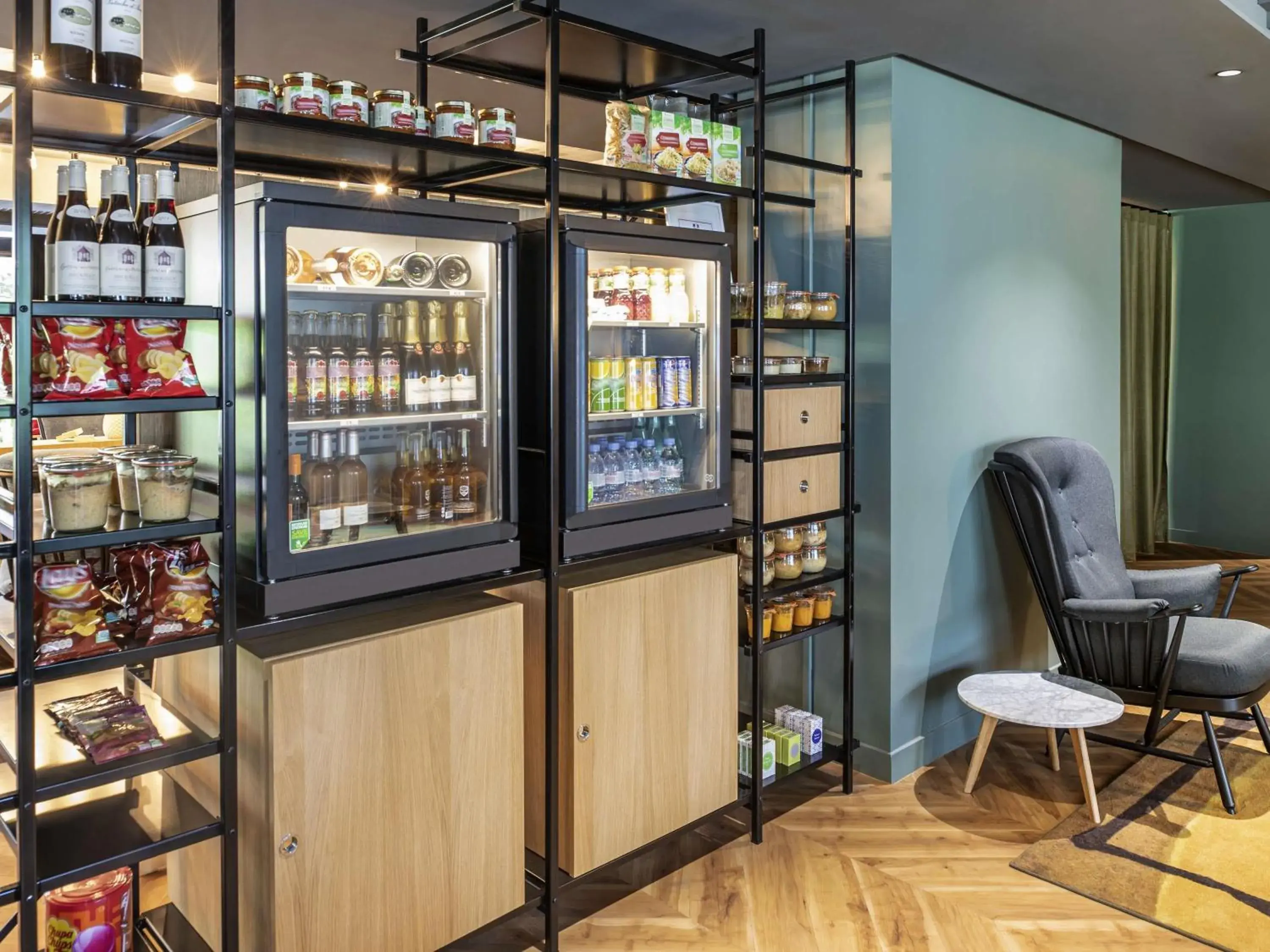 Property building in Aparthotel Adagio Porte de Versailles Property building in Aparthotel Adagio Porte de Versailles