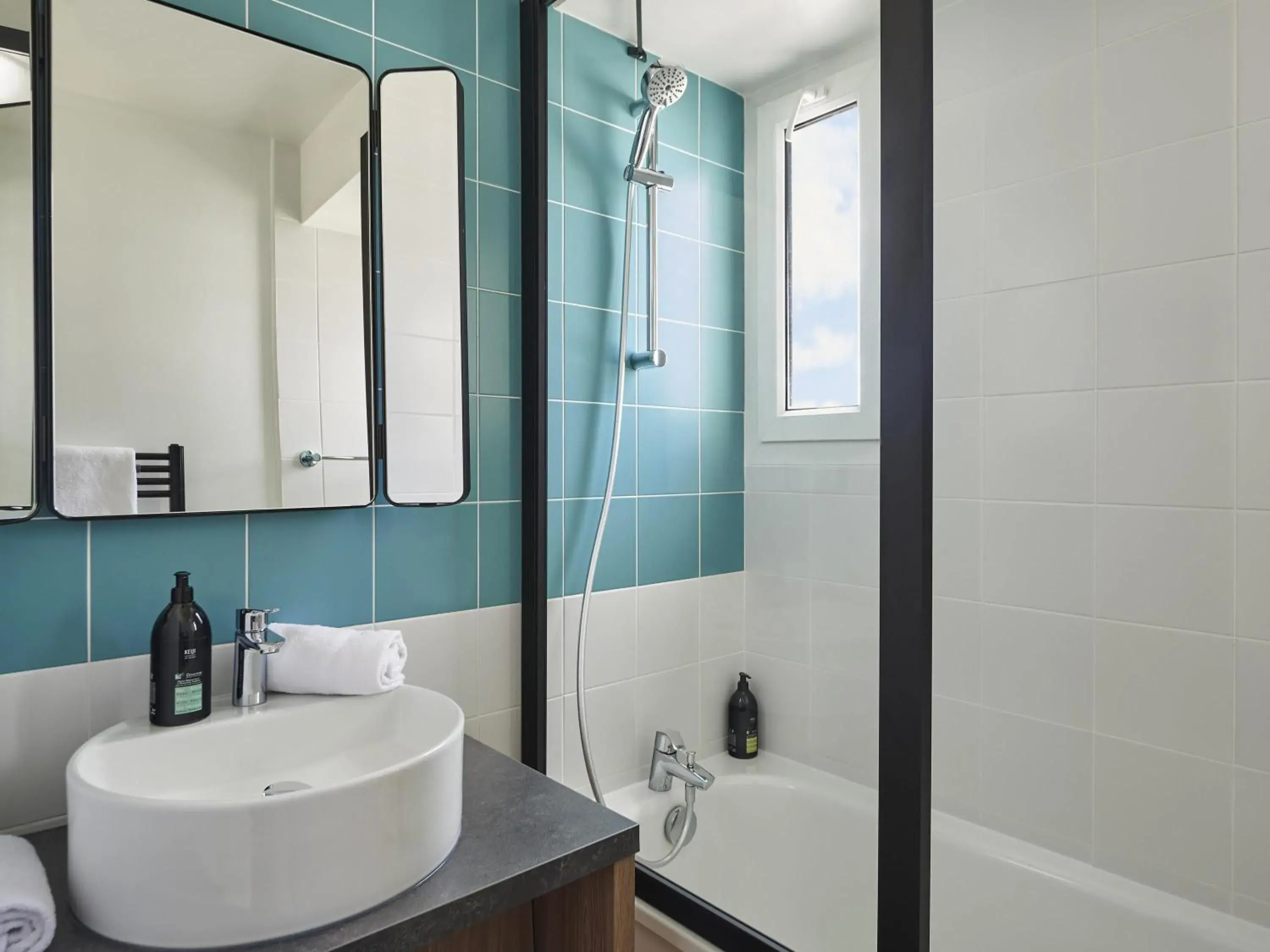 Bedroom in Aparthotel Adagio Porte de Versailles Bedroom in Aparthotel Adagio Porte de Versailles