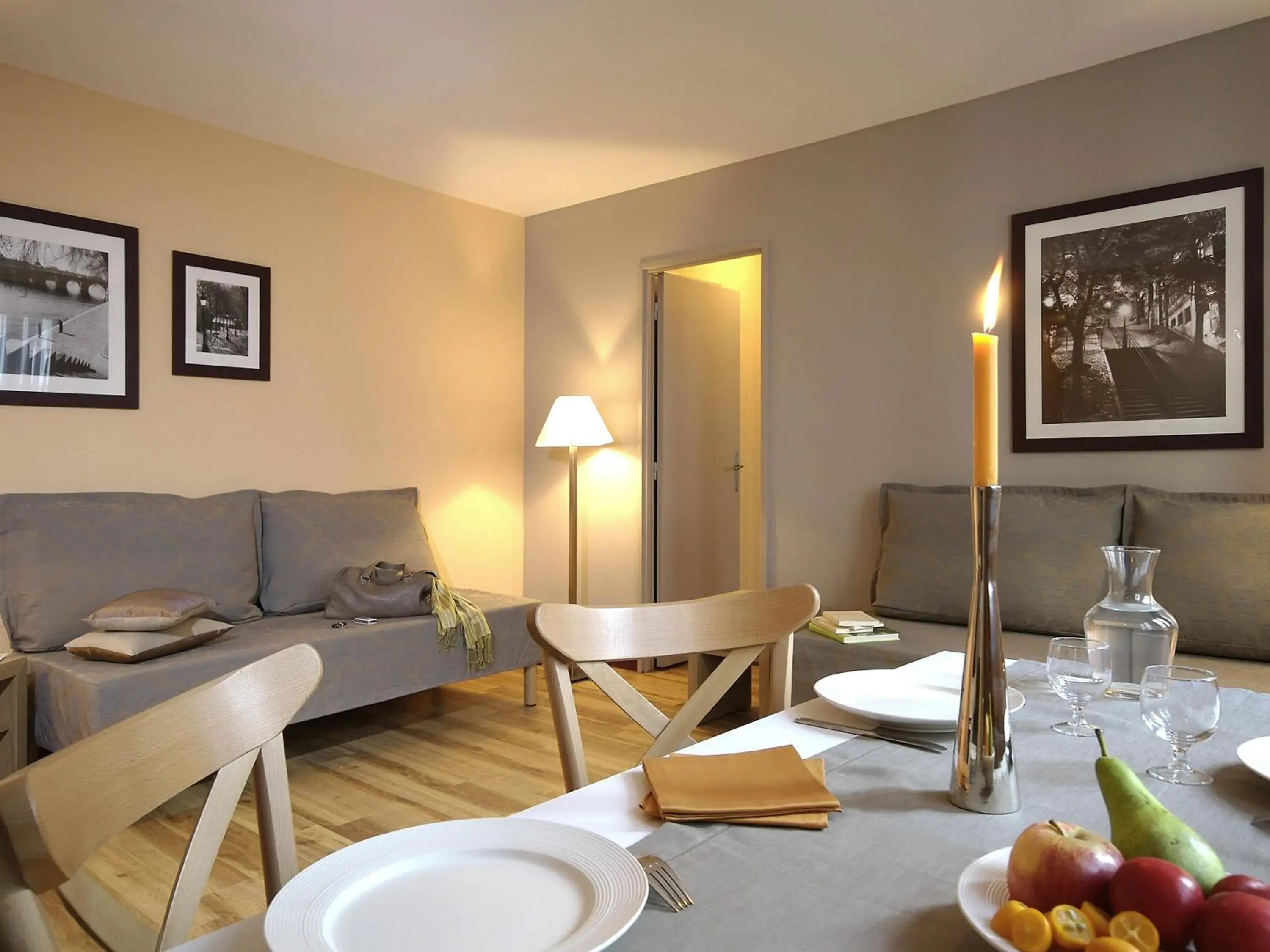 Bedroom in Aparthotel Adagio Paris Montmartre Bedroom in Aparthotel Adagio Paris Montmartre