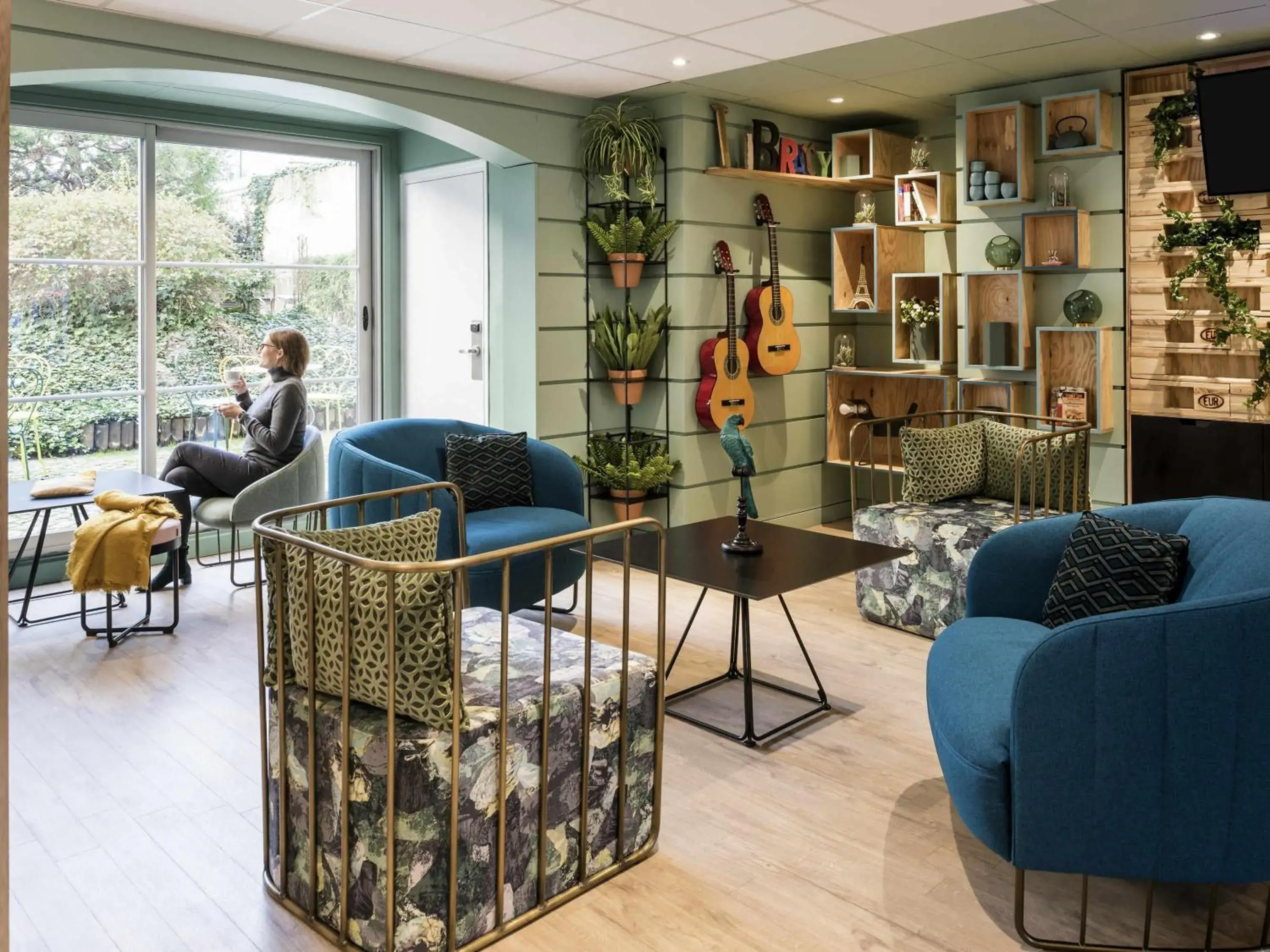 Property building in Aparthotel Adagio Paris Montmartre Property building in Aparthotel Adagio Paris Montmartre