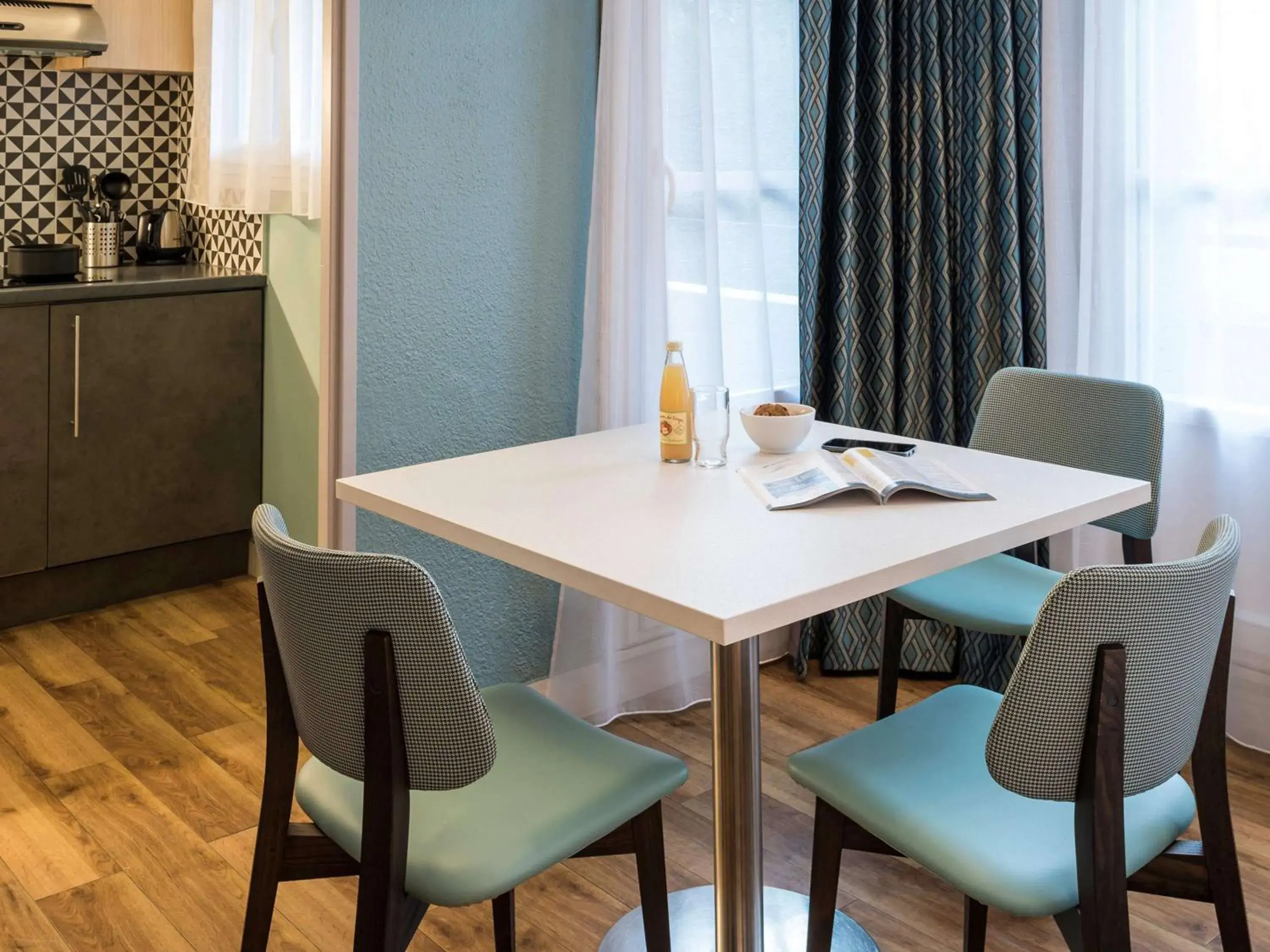 Superior Studio (3 Adults) in Aparthotel Adagio Paris Montmartre Superior Studio (3 Adults) in Aparthotel Adagio Paris Montmartre