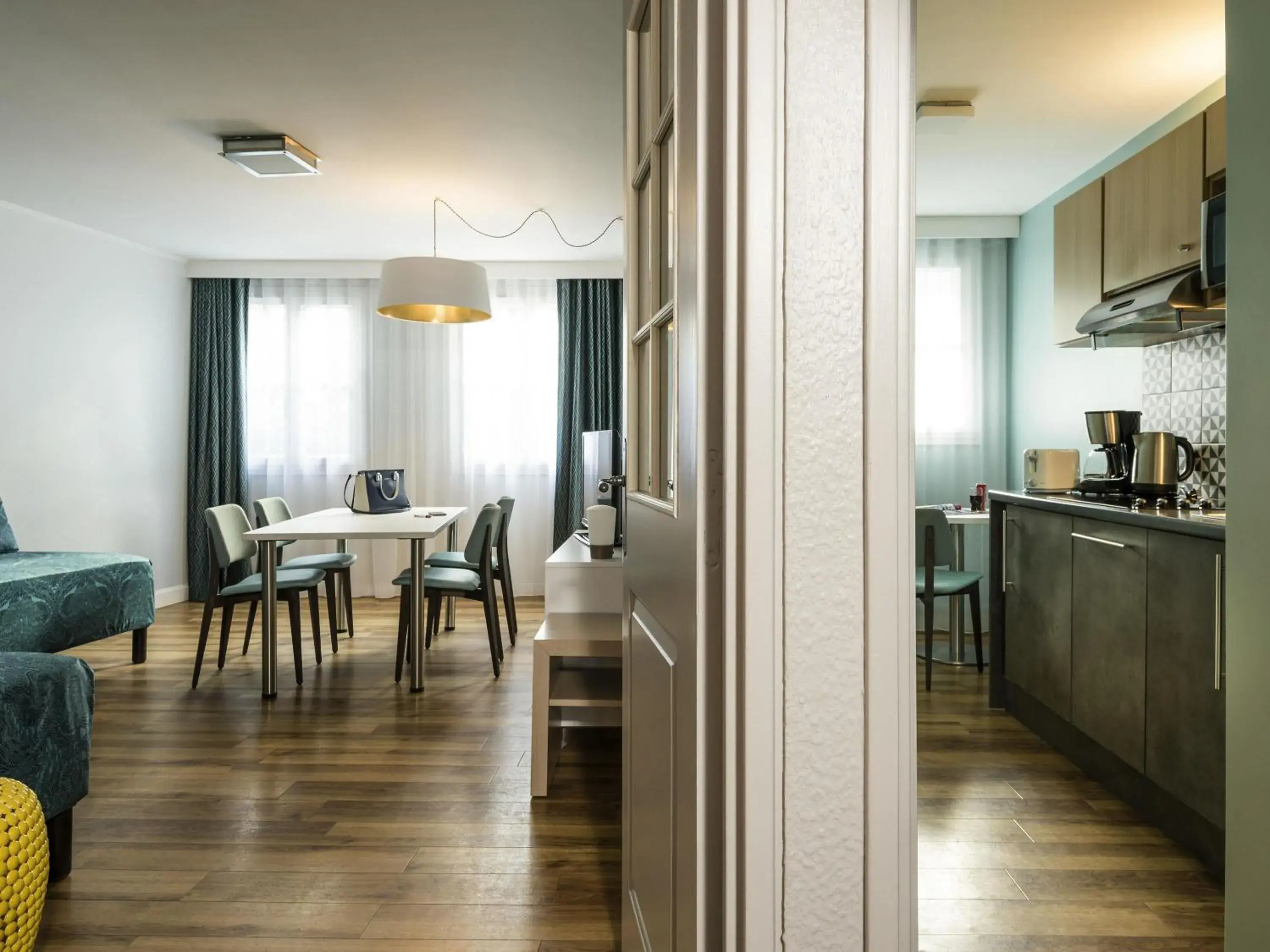 Bedroom in Aparthotel Adagio Paris Montmartre Bedroom in Aparthotel Adagio Paris Montmartre