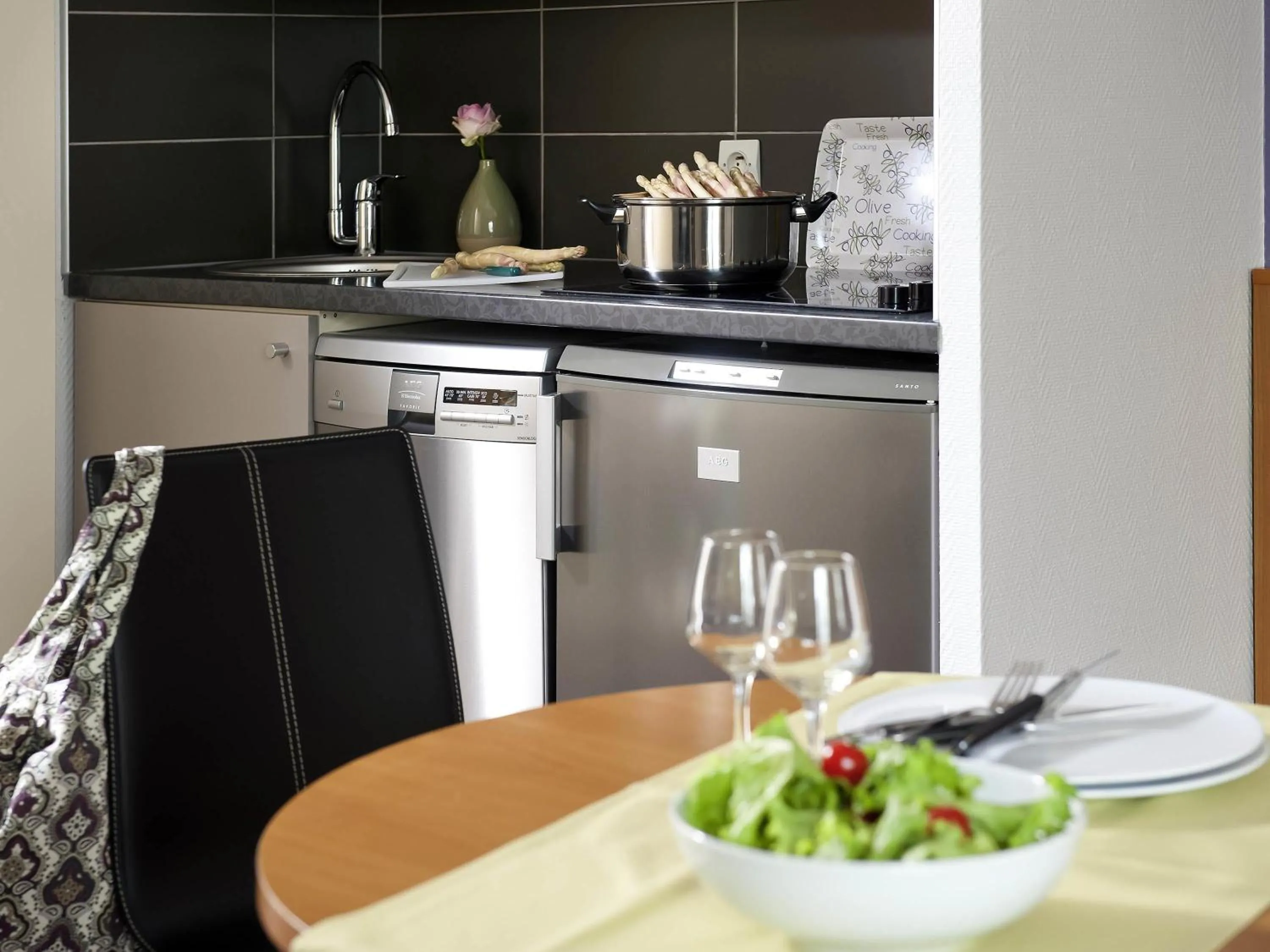 Bedroom in Aparthotel Adagio La Défense Le Parc