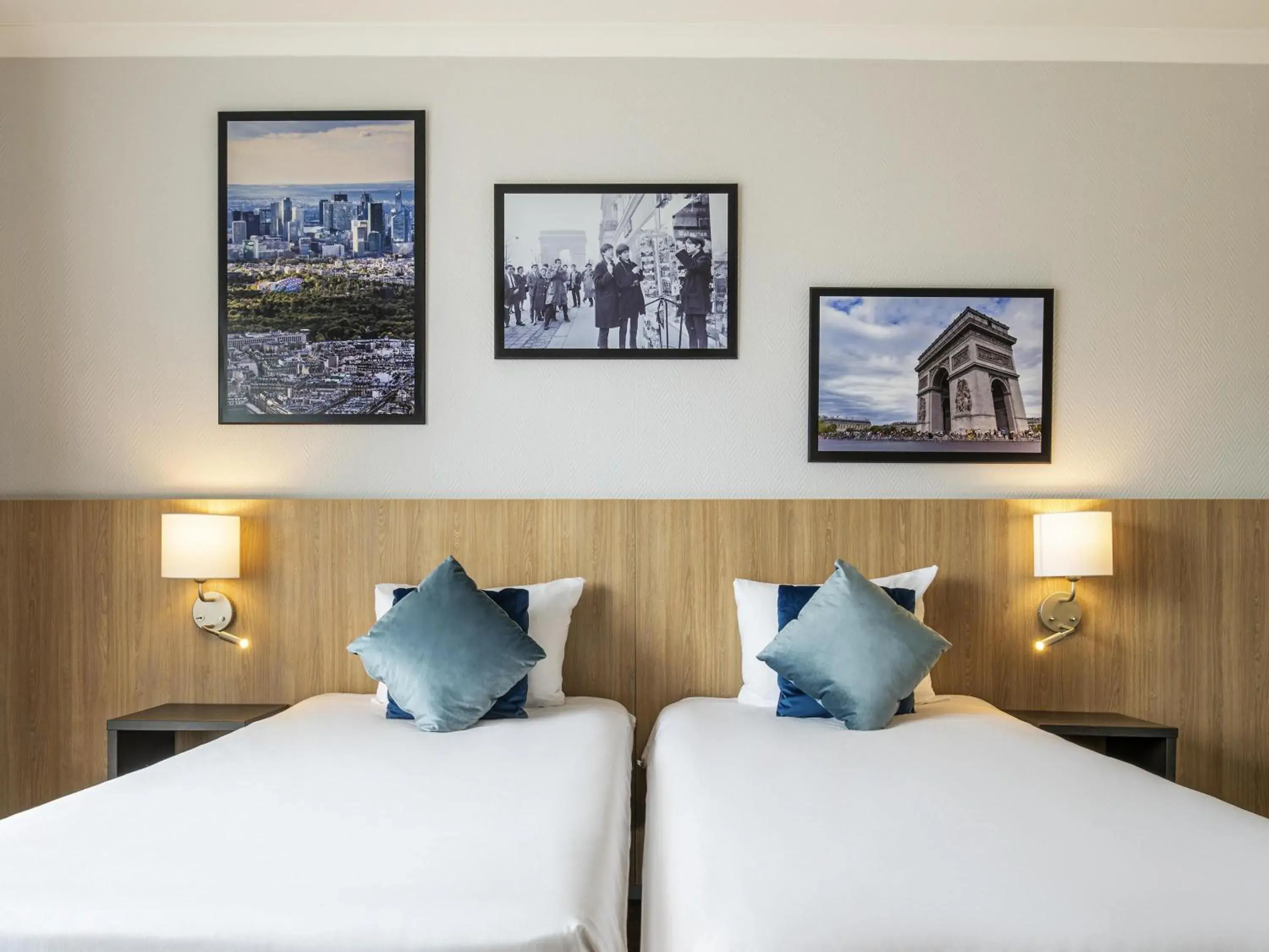 Bedroom, Bed in Aparthotel Adagio La Défense Kléber Bedroom, Bed in Aparthotel Adagio La Défense Kléber