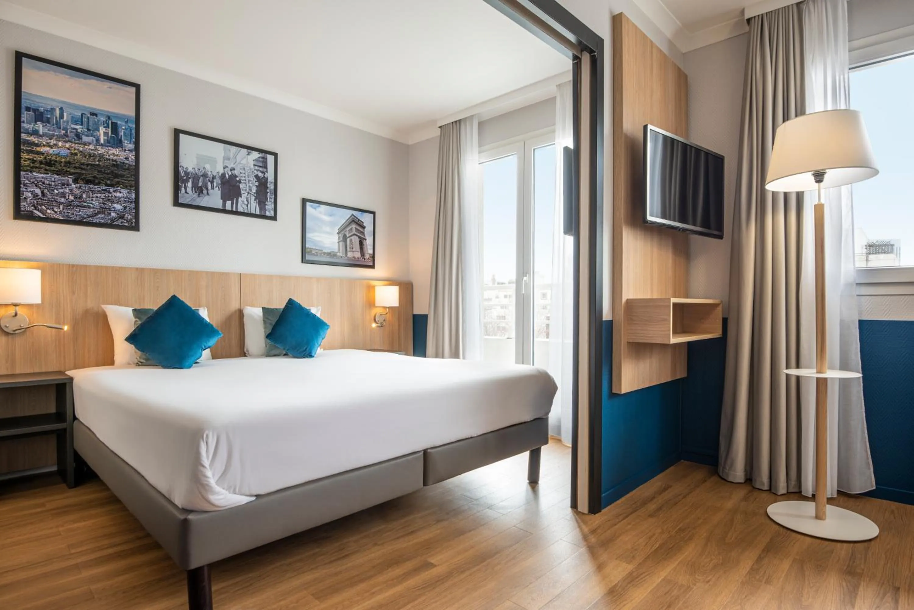 Bedroom, Bed in Aparthotel Adagio La Défense Kléber