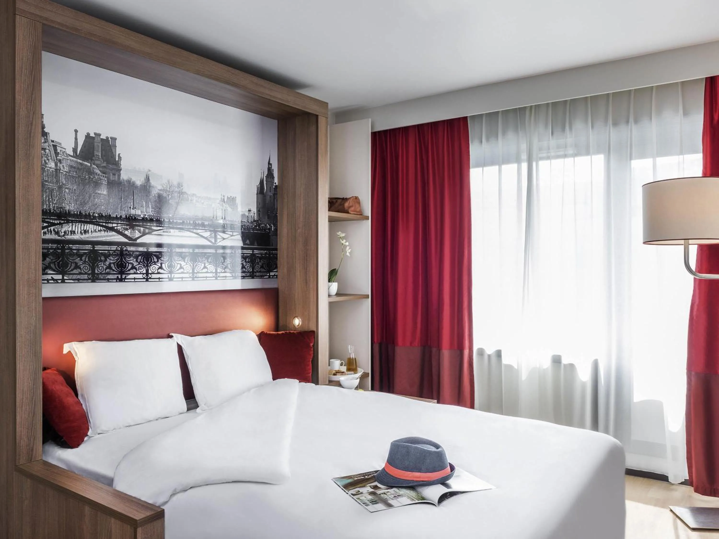 Bedroom, Bed in Aparthotel Adagio Paris Bercy Village