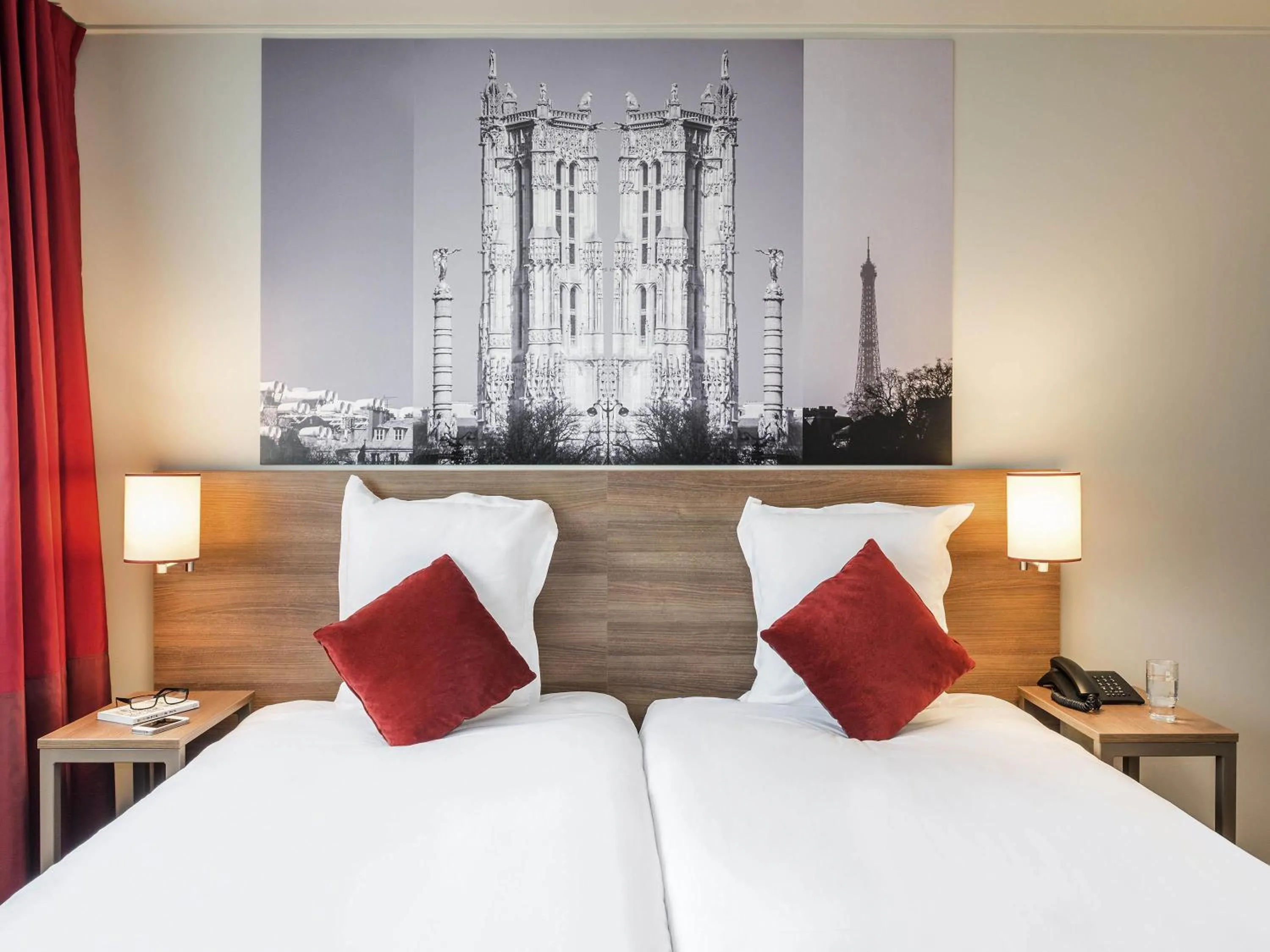 Bedroom, Bed in Aparthotel Adagio Paris Bercy Village