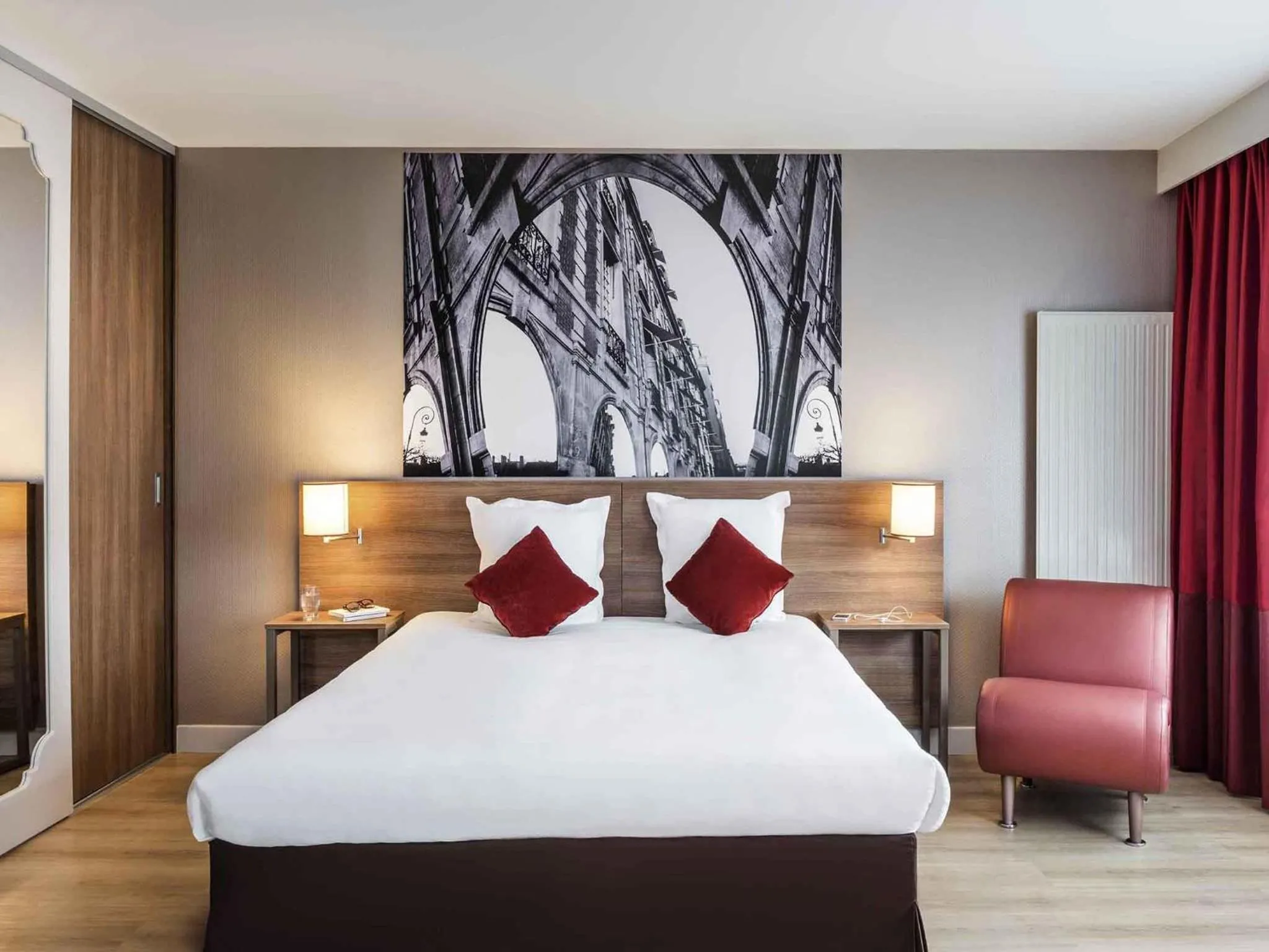 Bedroom, Bed in Aparthotel Adagio Paris Bercy Village