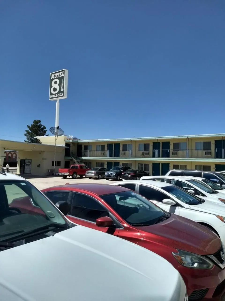 Property building in Motel 8 Willcox