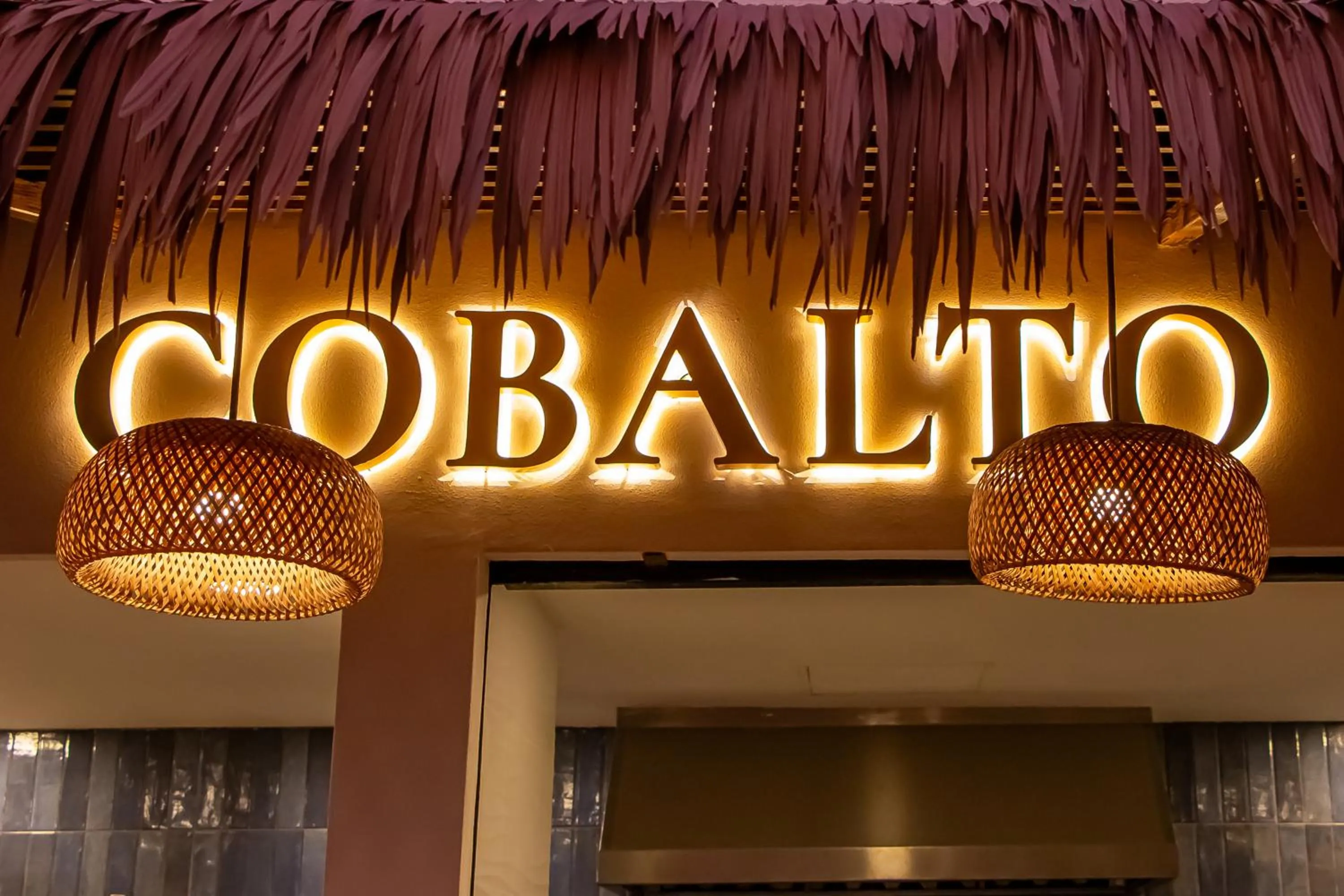 Restaurant/places to eat in The Paramar Beachfront Boutique Hotel With Breakfast Included - Downtown Malecon