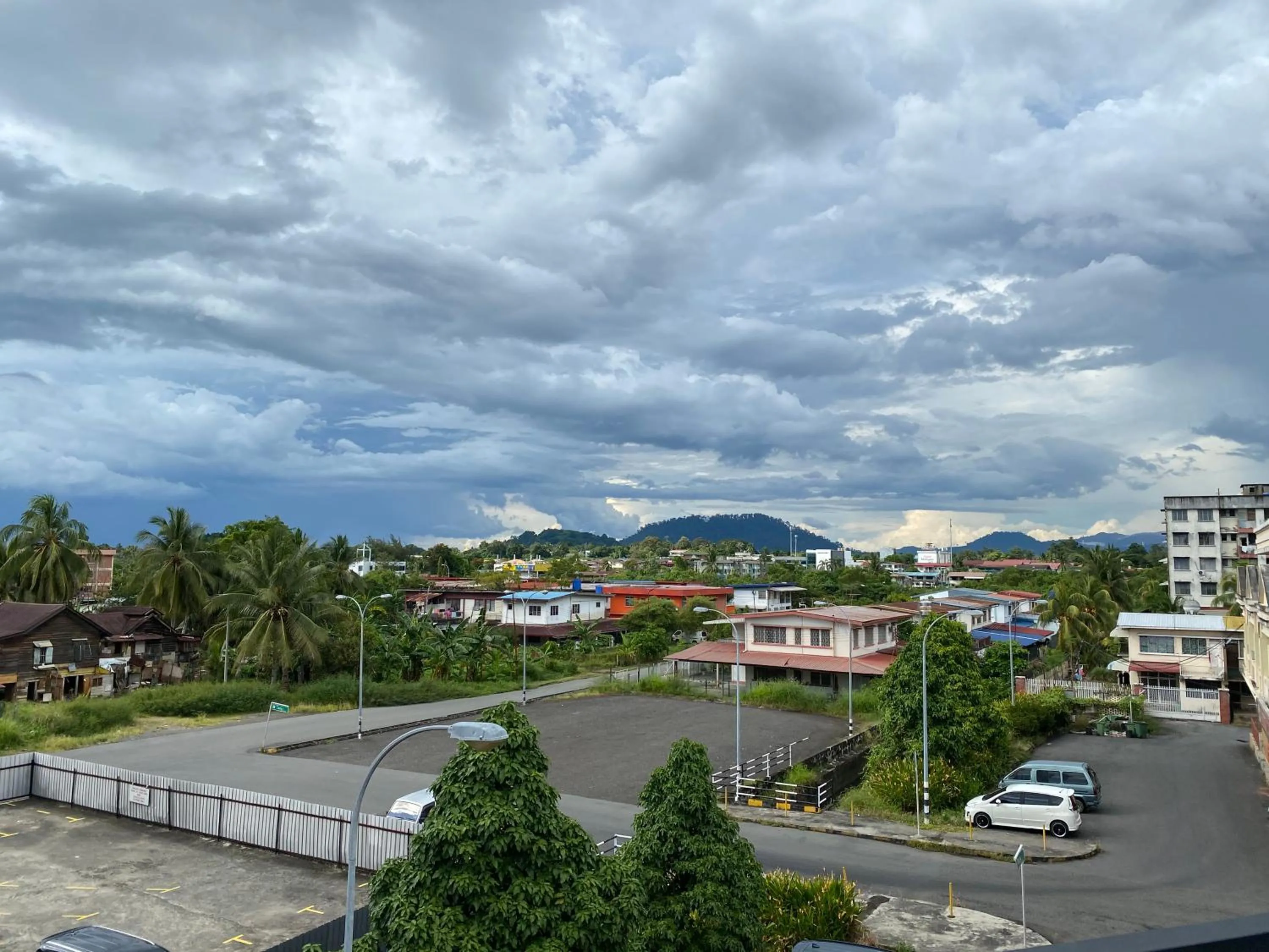 Mountain view in Grace Homestay Tawau