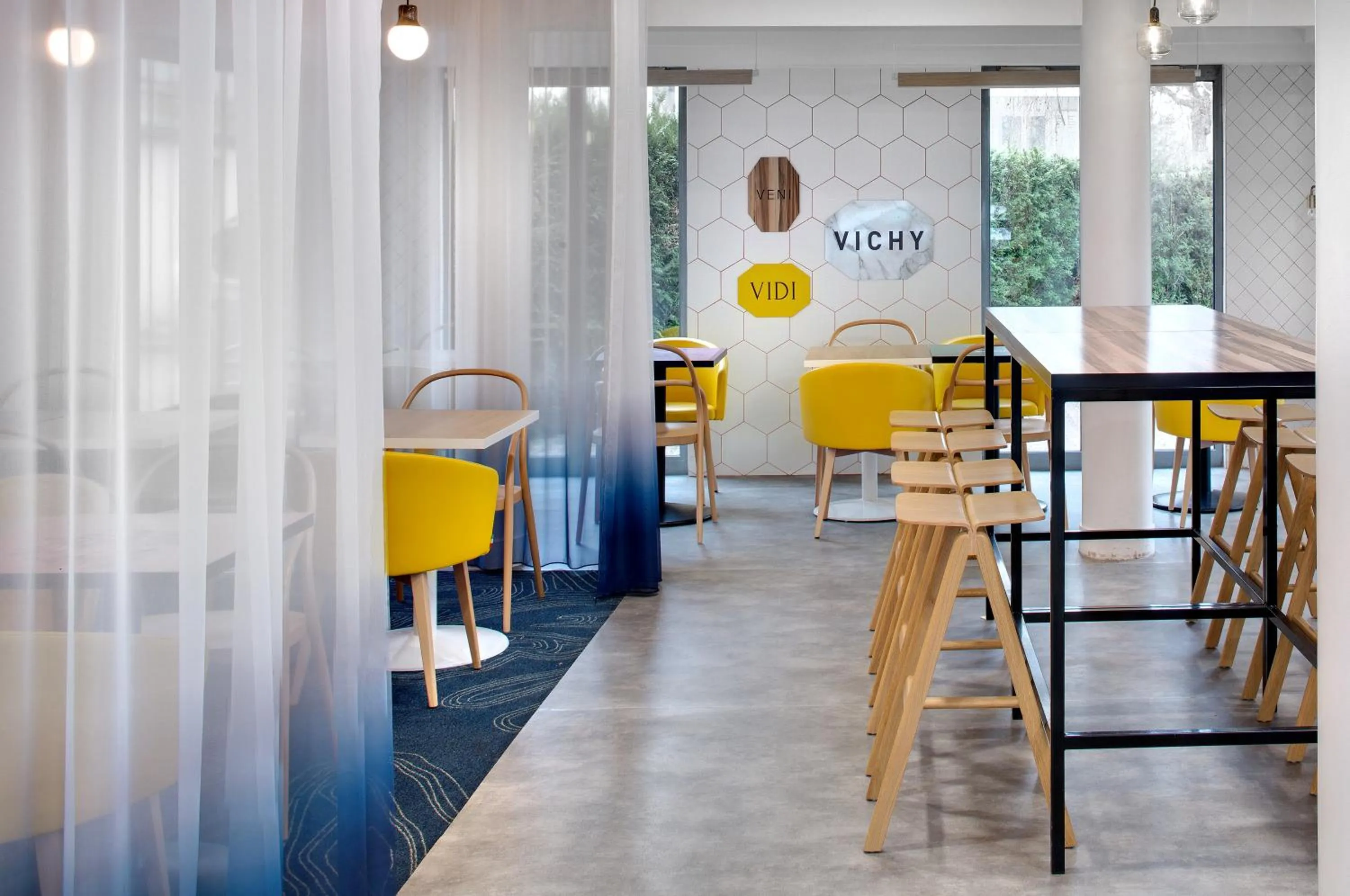 Breakfast in Hôtel ibis Styles Vichy Centre