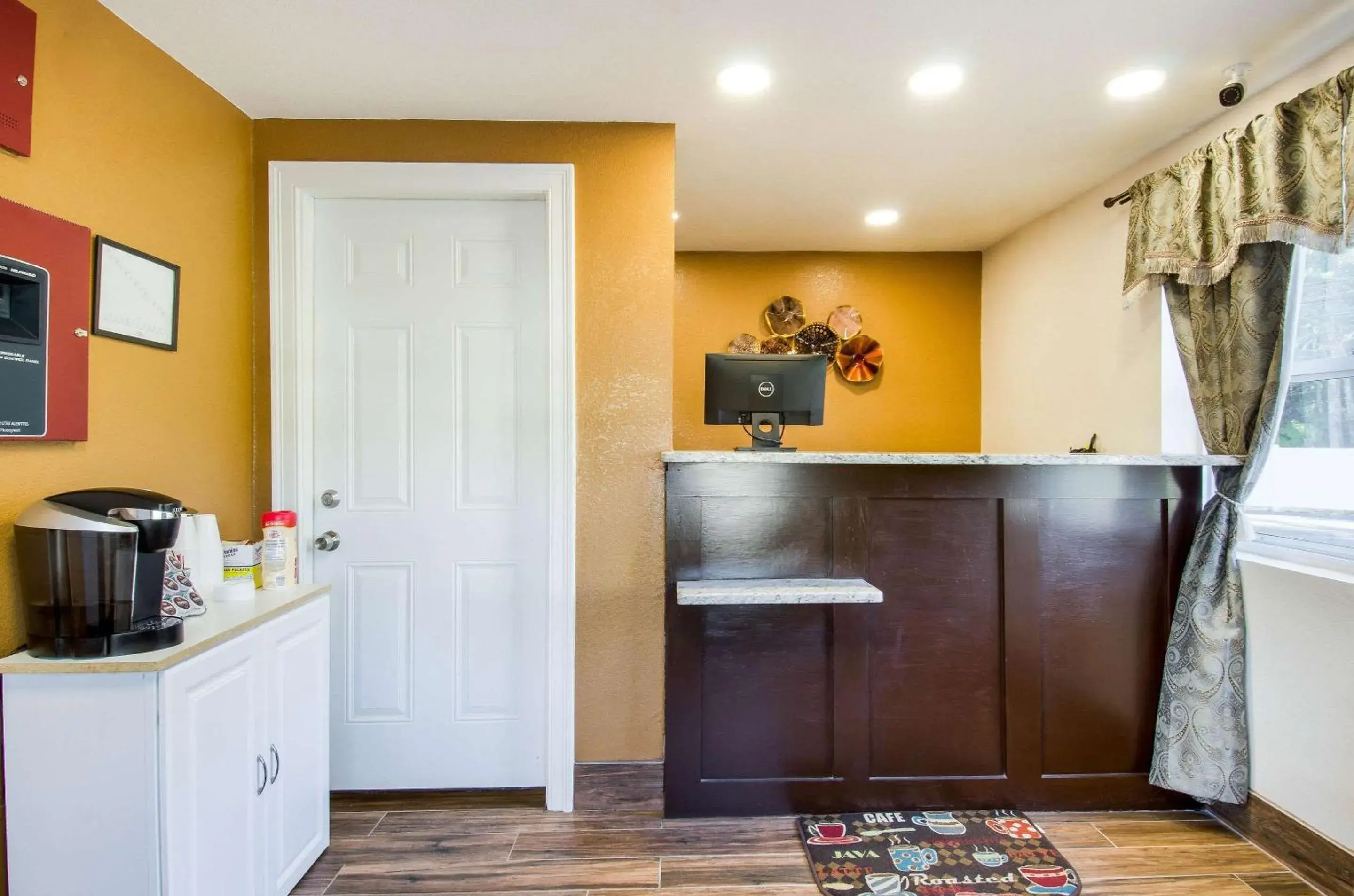 Lobby or reception in Rodeway Inn Middleboro-Plymouth Lobby or reception in Rodeway Inn Middleboro-Plymouth