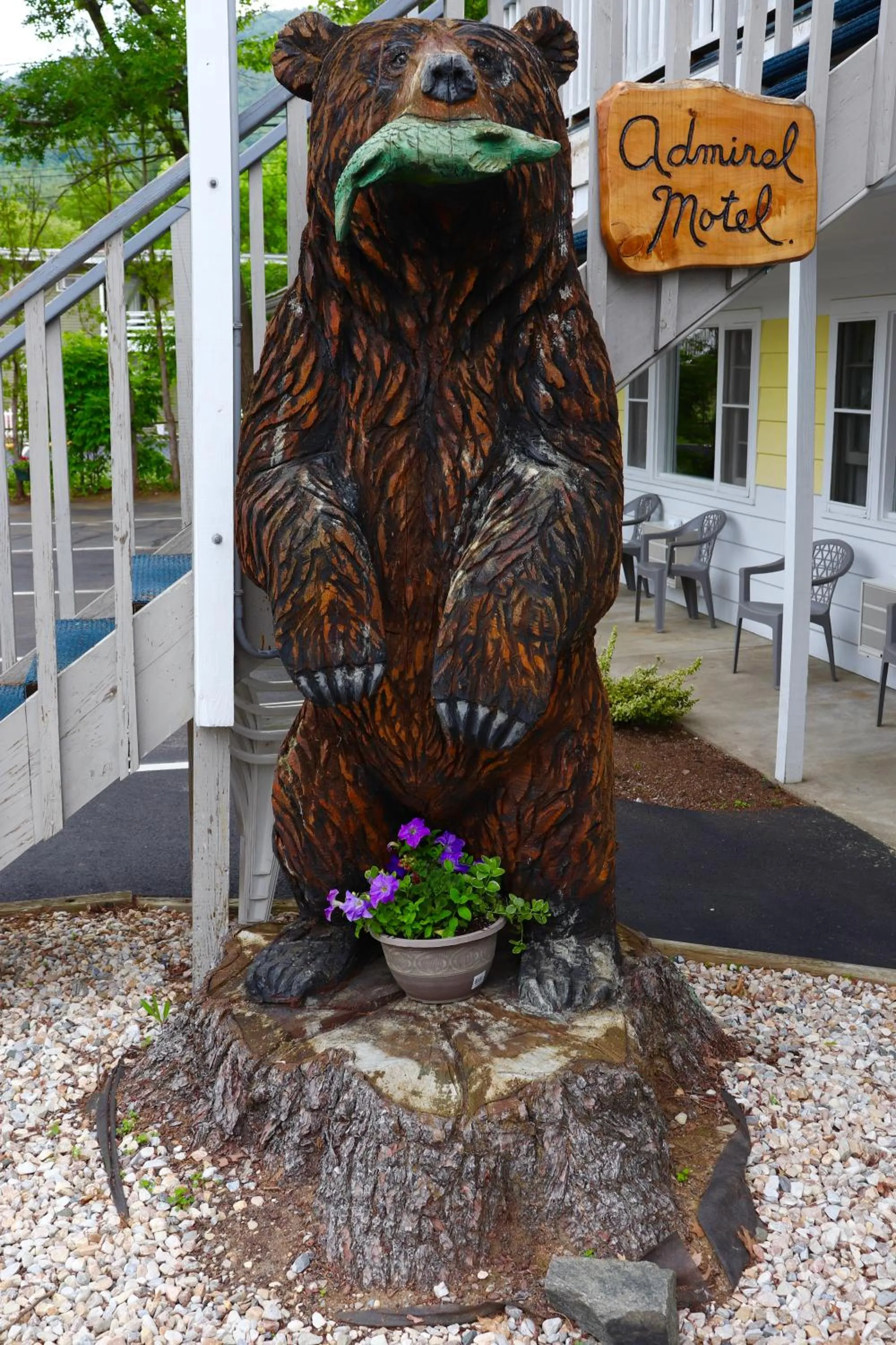 Nearby landmark in Admiral Motel