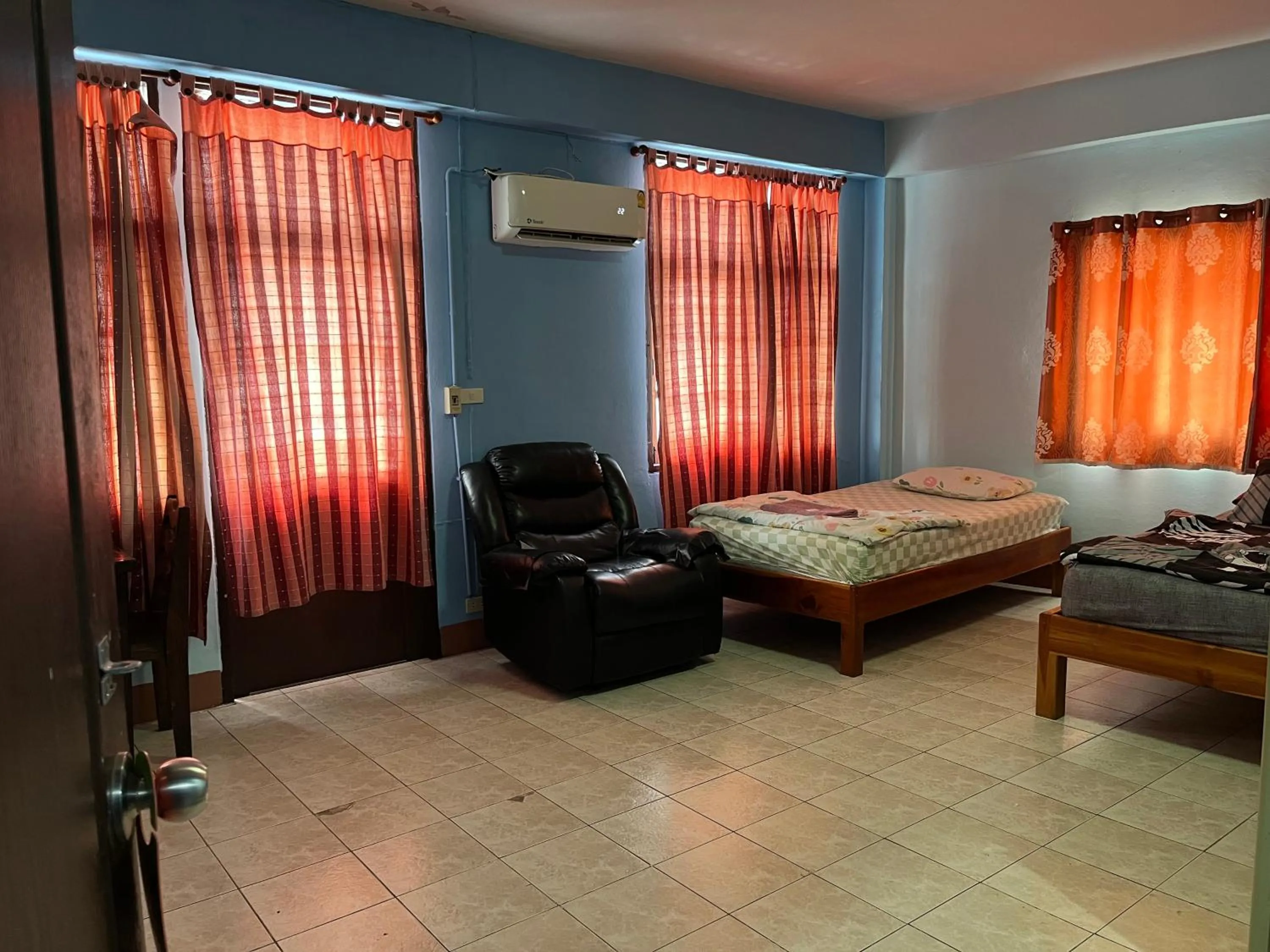 Bedroom, Bed in Baan Picha 2