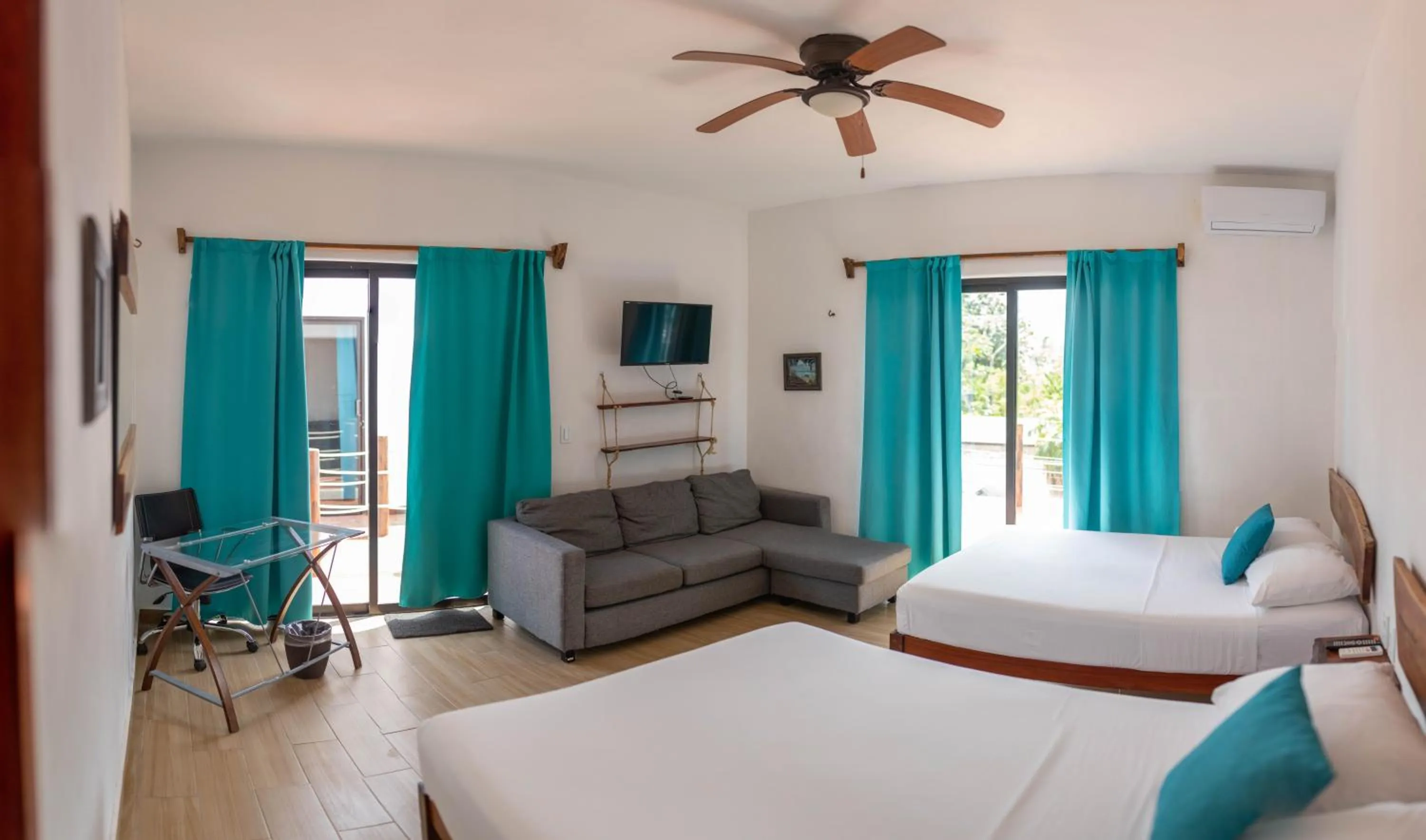 Bed in Ade Hotel Bacalar
