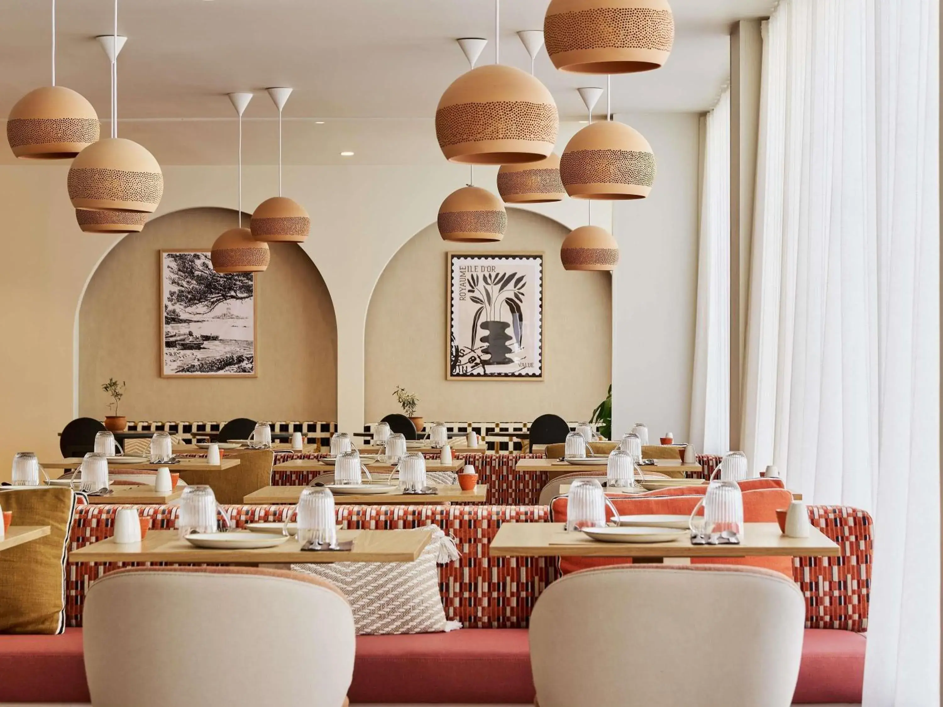 Breakfast in Mercure Saint Raphael Centre Plage Breakfast in Mercure Saint Raphael Centre Plage